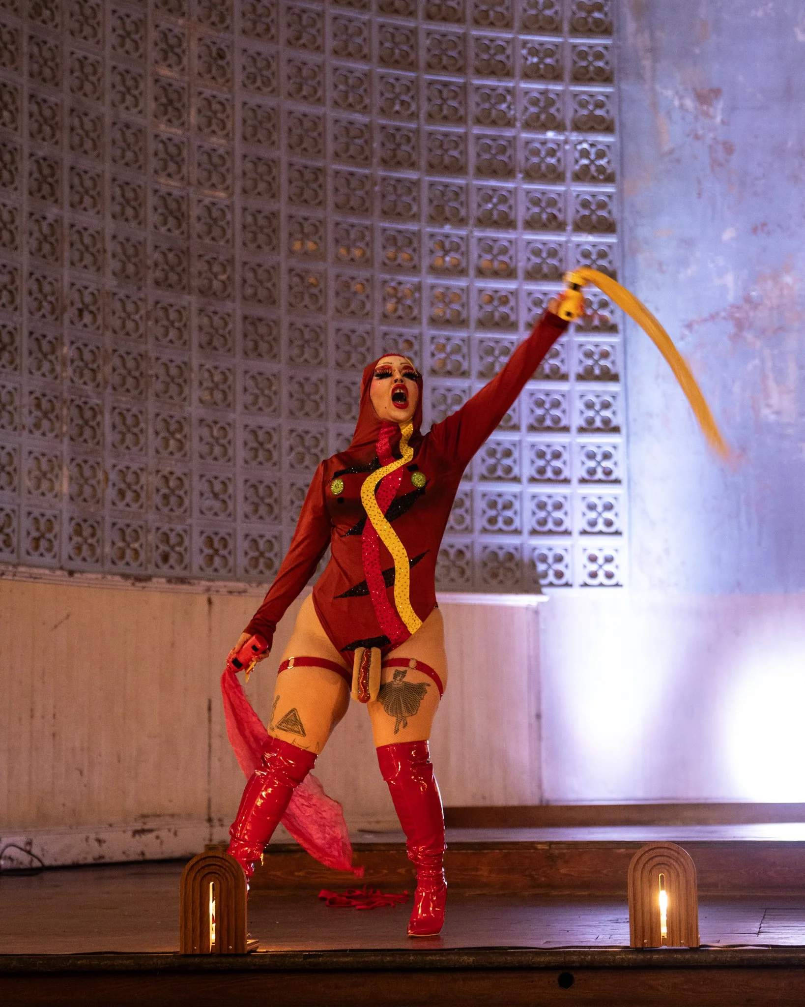 2026-Teaser-QueensTea-GreasePaintTheClown (10 of 16).jpg