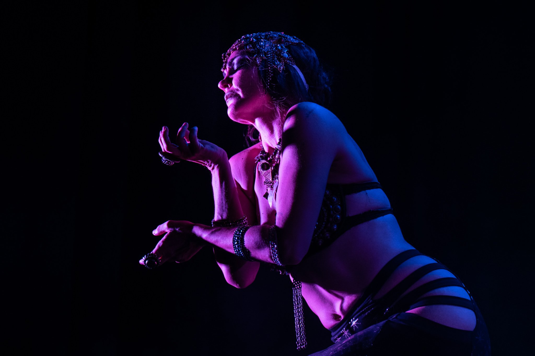 2025-Dec-BeatsAntique (113 of 136).jpg