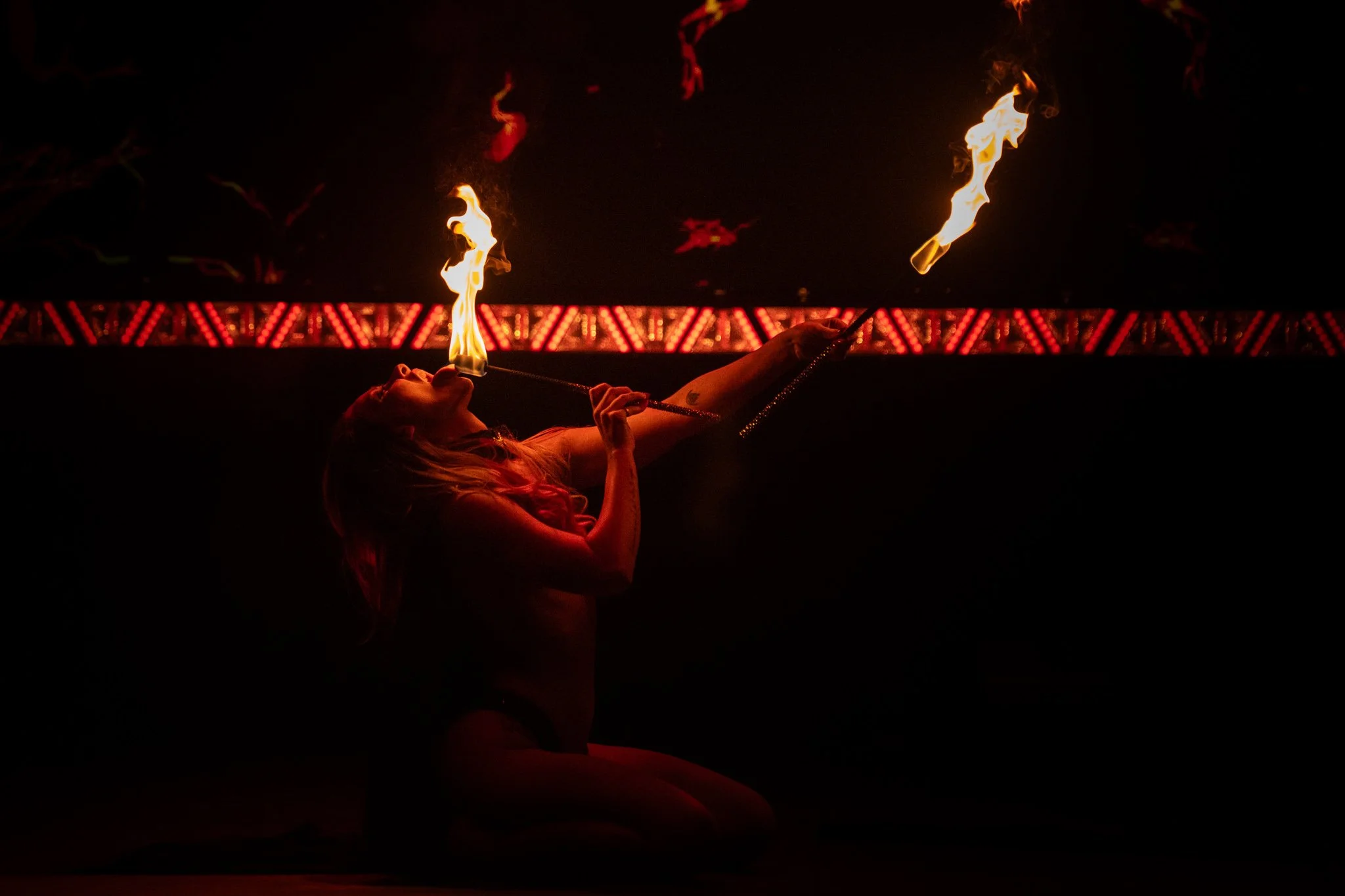 2025-Dec-FreakShowPeepShow (82 of 197).jpg