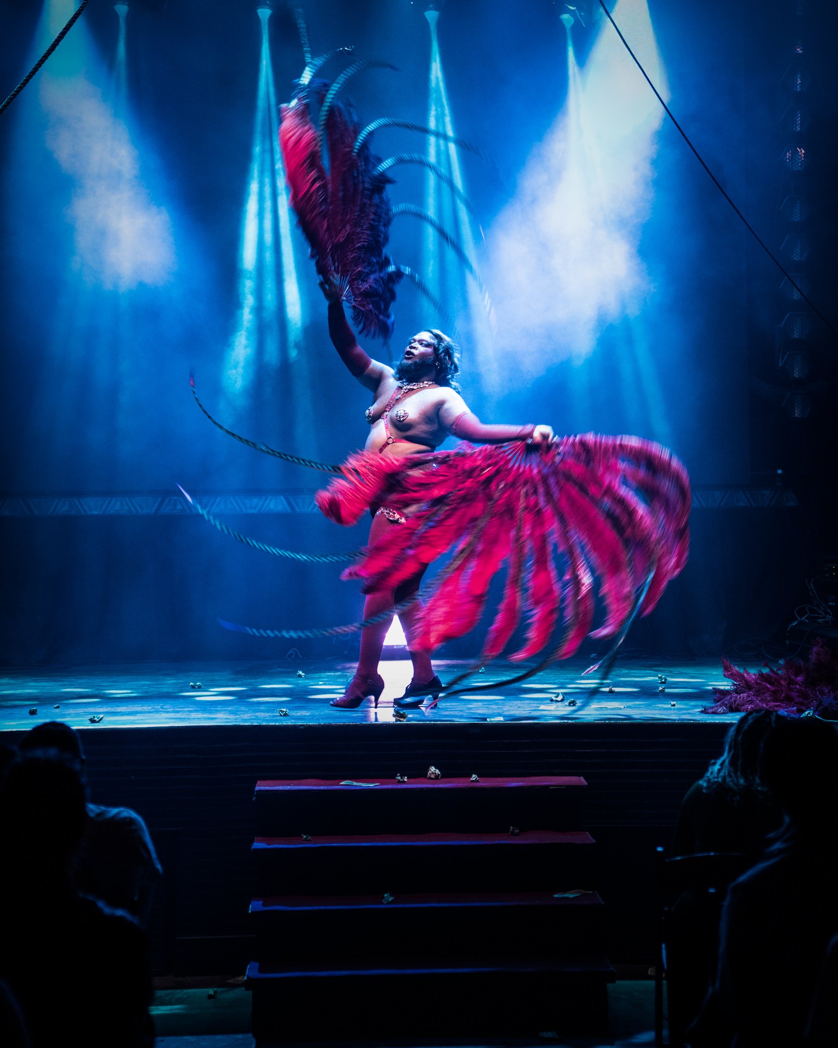 2025-Dec-FreakShowPeepShow (139 of 197).jpg