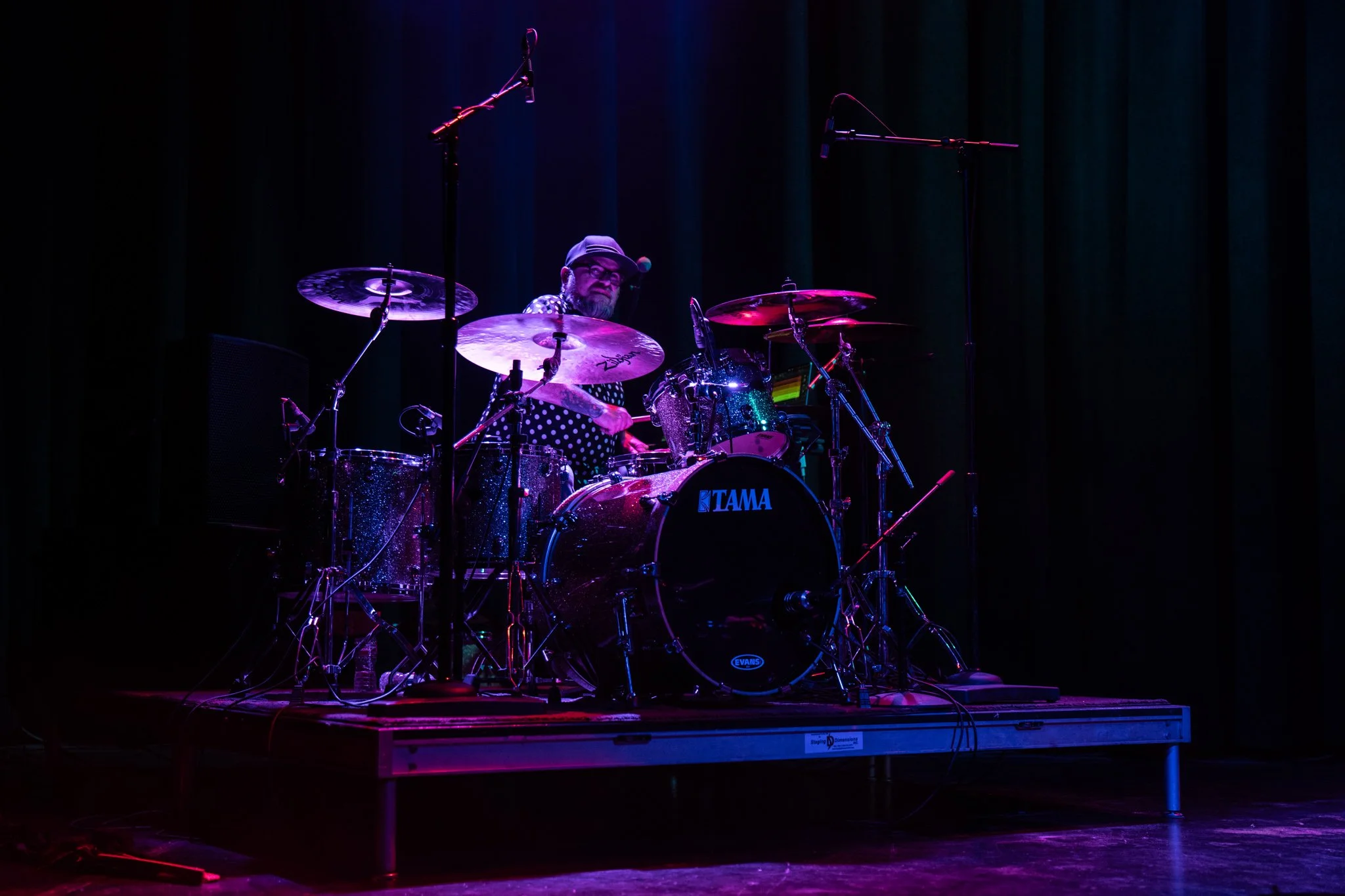 2025-Dec-BeatsAntique (133 of 136).jpg