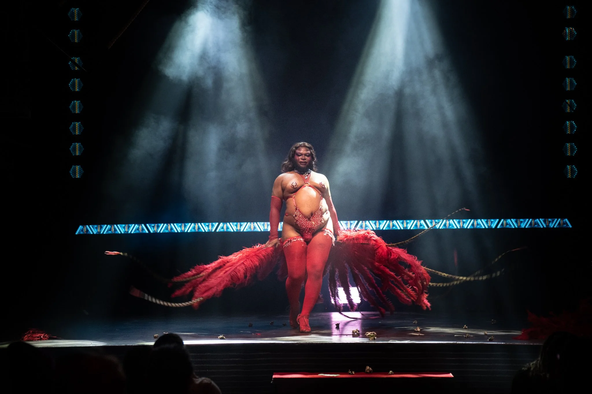 2025-Dec-FreakShowPeepShow (123 of 197).jpg