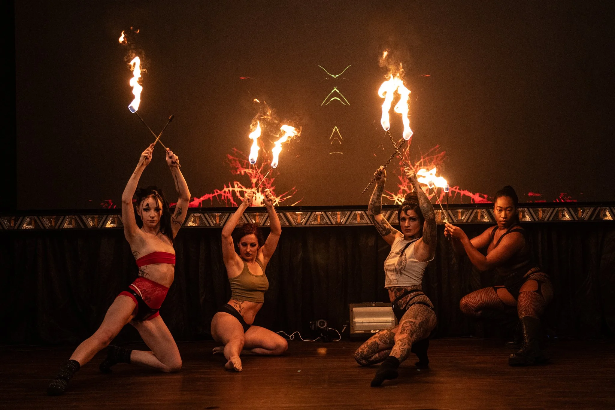 2025-Dec-FreakShowPeepShow (19 of 197).jpg