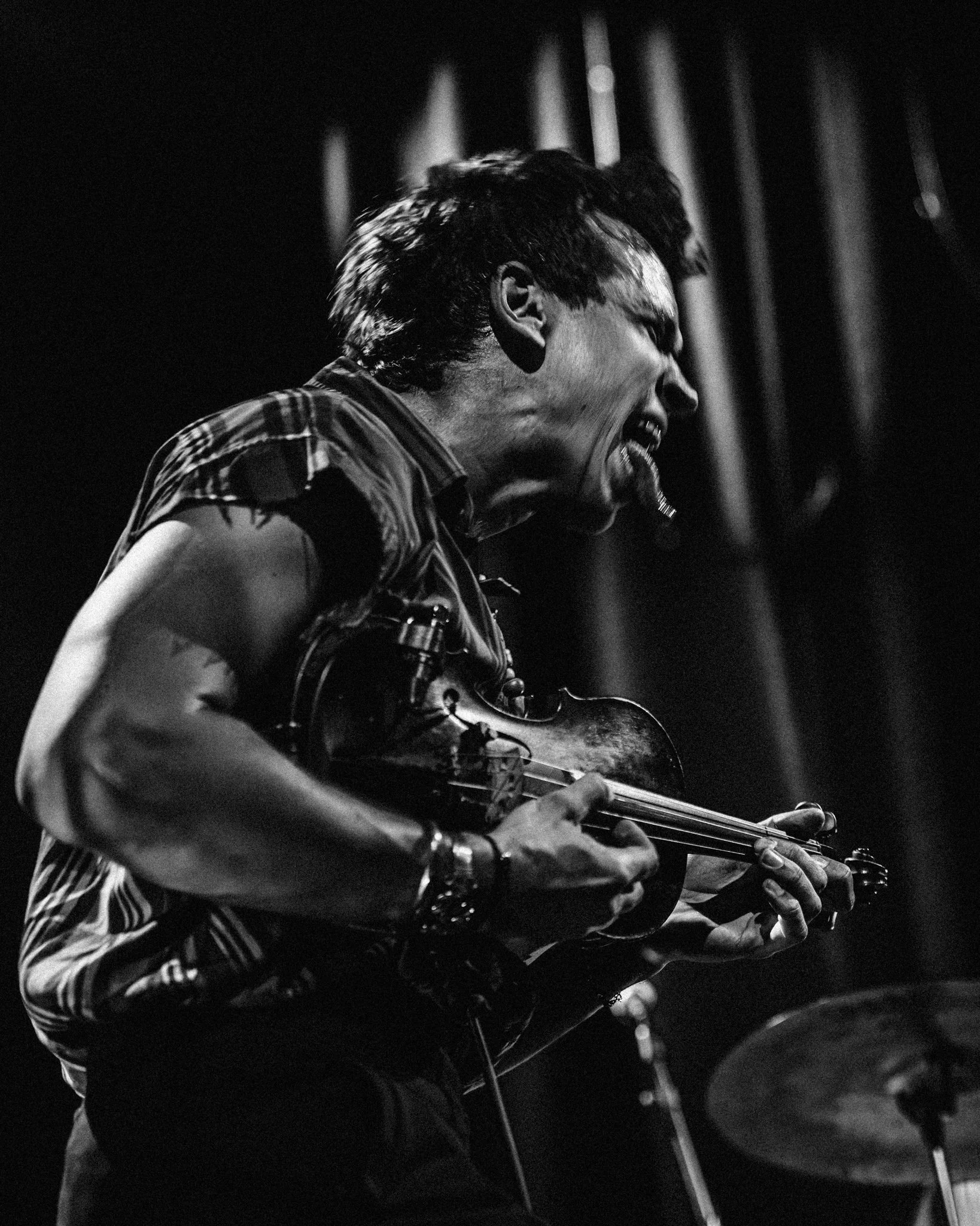 2025-Dec-BeatsAntique (30 of 136).jpg