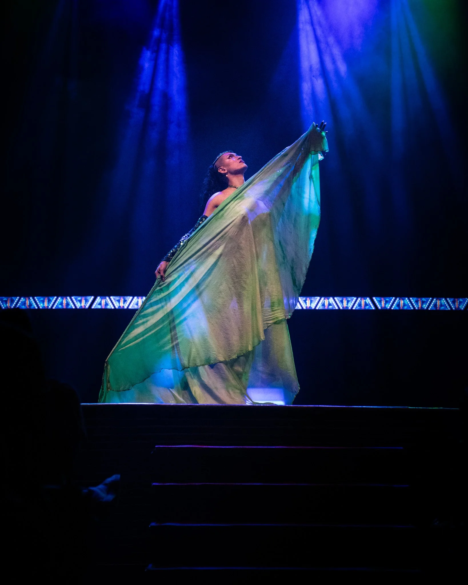 2025-Dec-FreakShowPeepShow (68 of 197).jpg