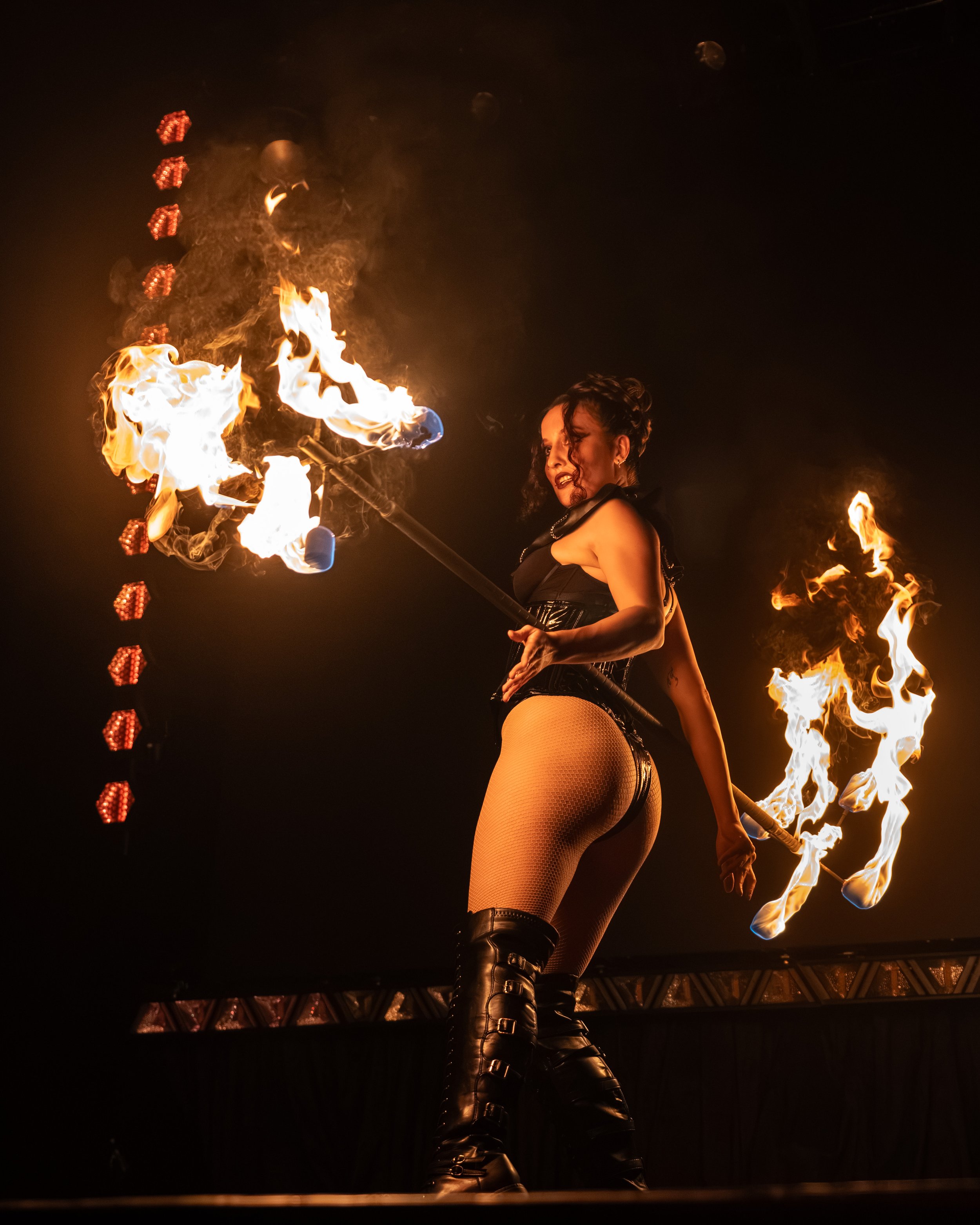 2026-Aug-FreakshowPeepShow-Show (82 of 136).jpg