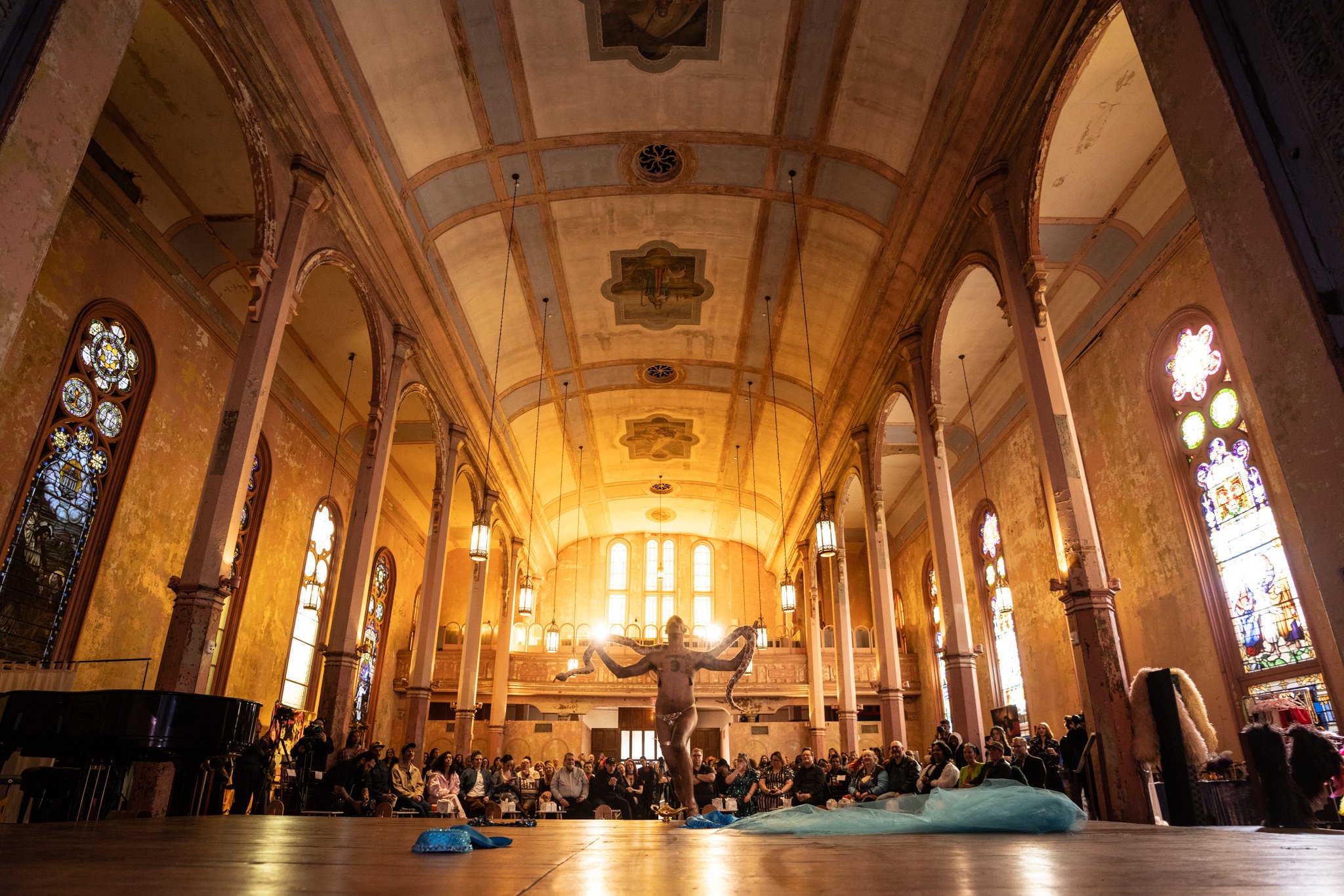 2026-Teaser-QueensTea-DarlingToby (12 of 17).jpg