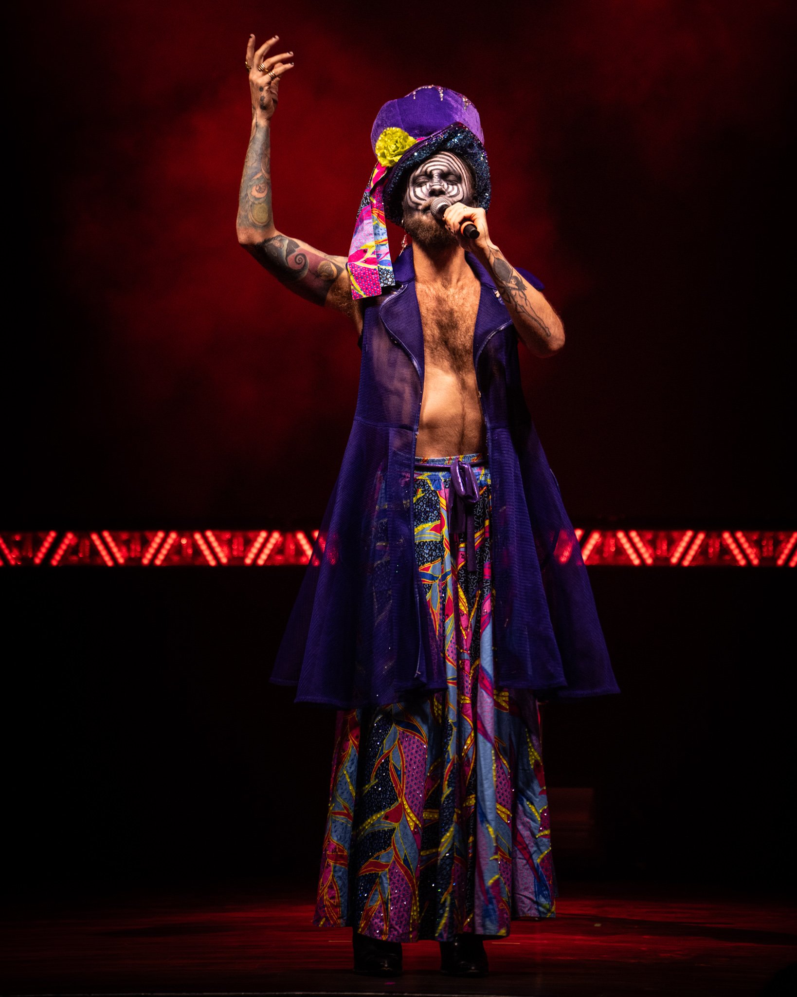 2025-Dec-FreakShowPeepShow (23 of 197).jpg