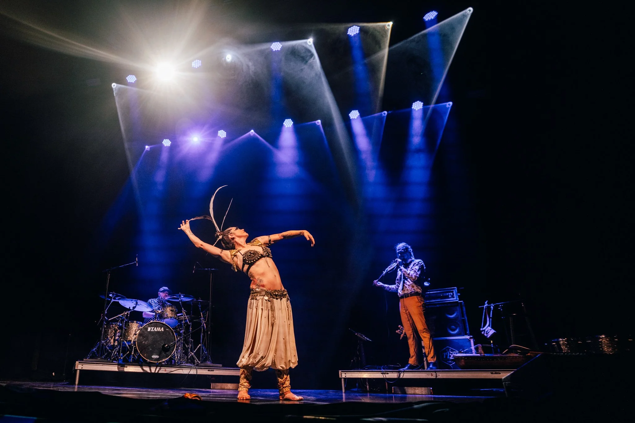 2025-Dec-BeatsAntique (74 of 136).jpg