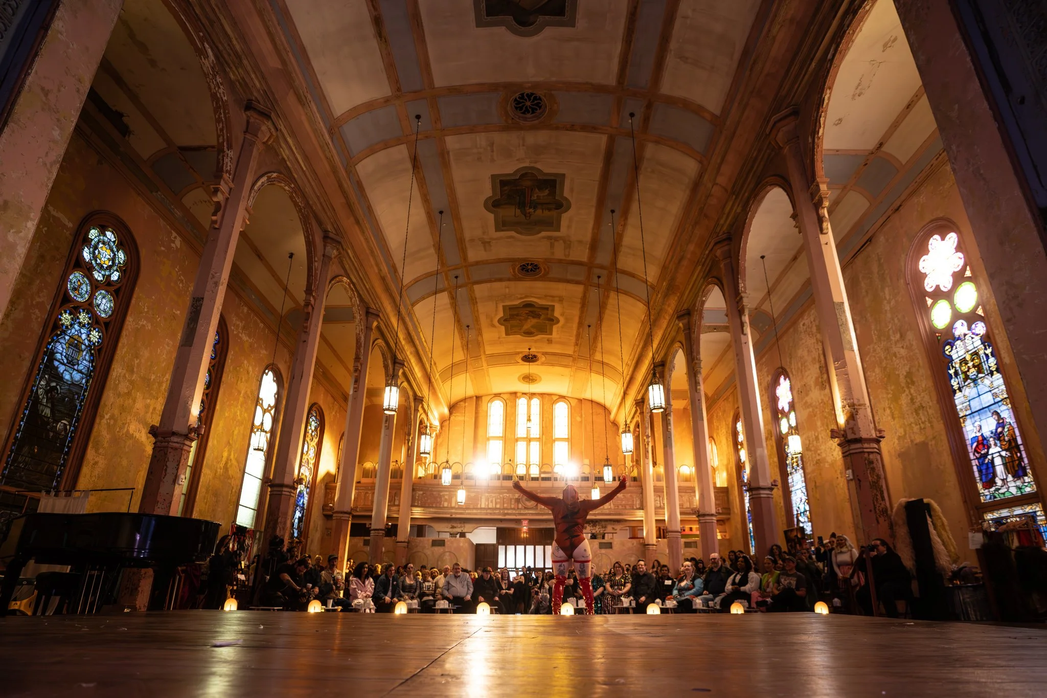 2026-Teaser-QueensTea-GreasePaintTheClown (7 of 16).jpg