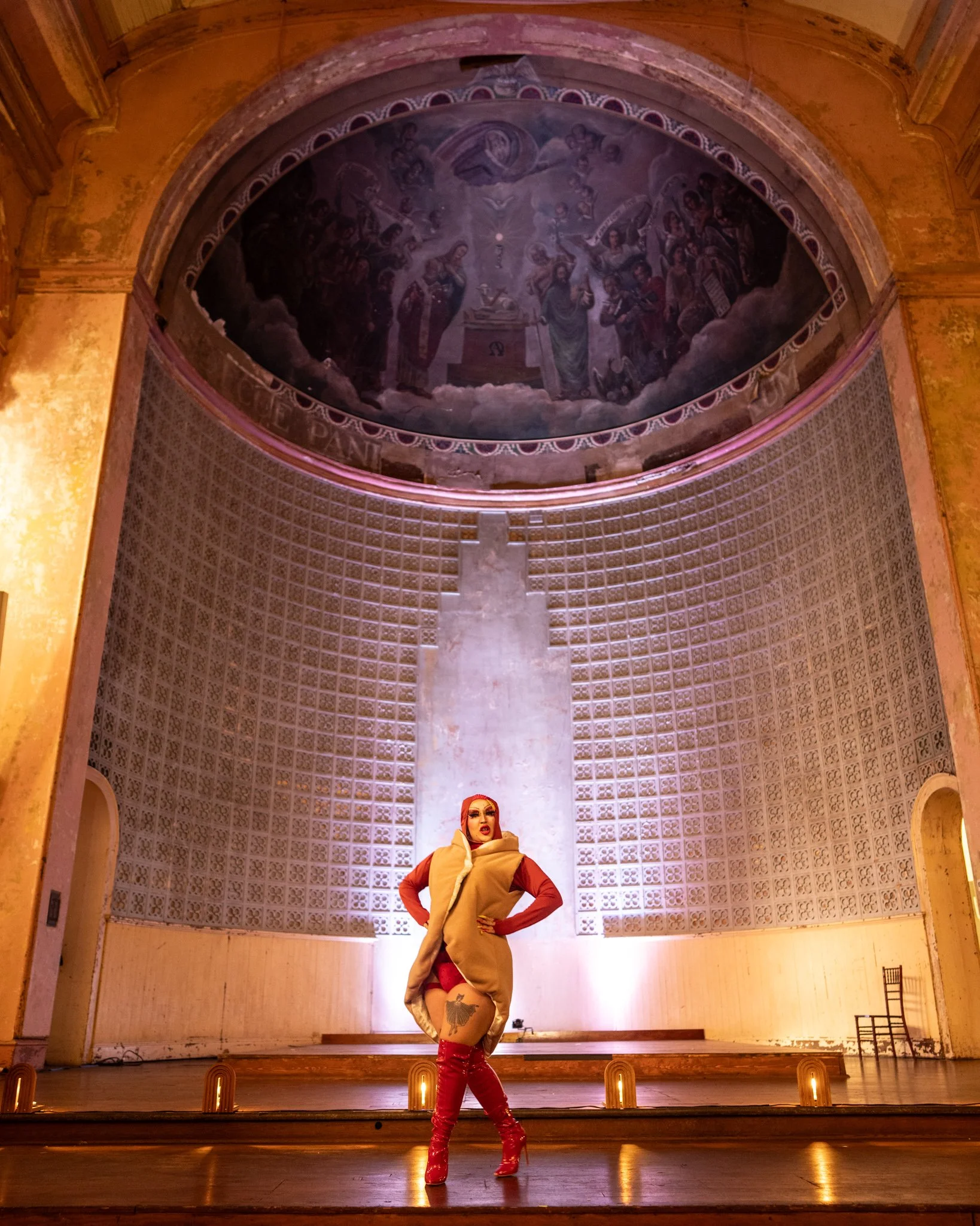 2026-Teaser-QueensTea-GreasePaintTheClown (5 of 16).jpg