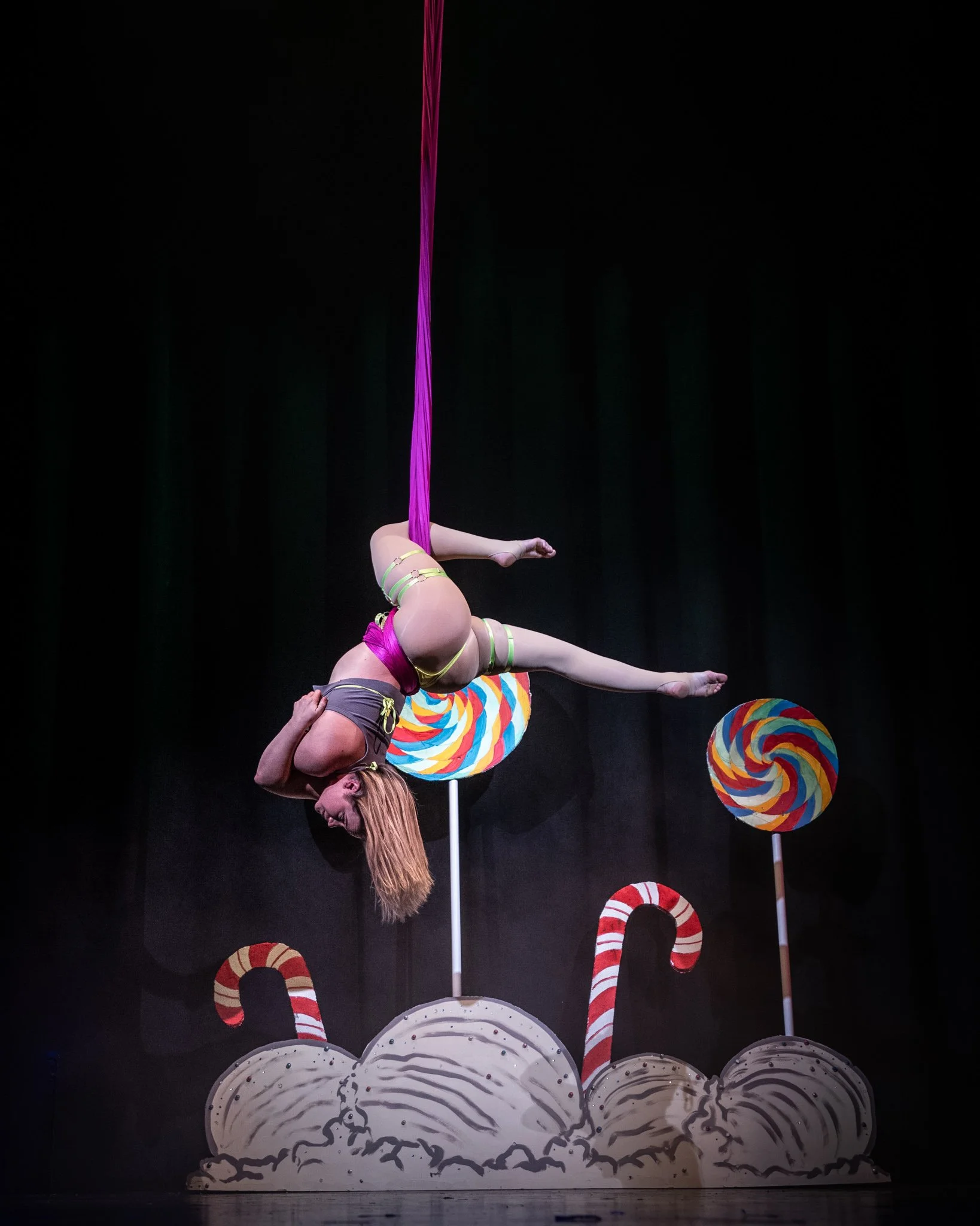 2025-Dec-NutCrackerExotic (67 of 197).jpg