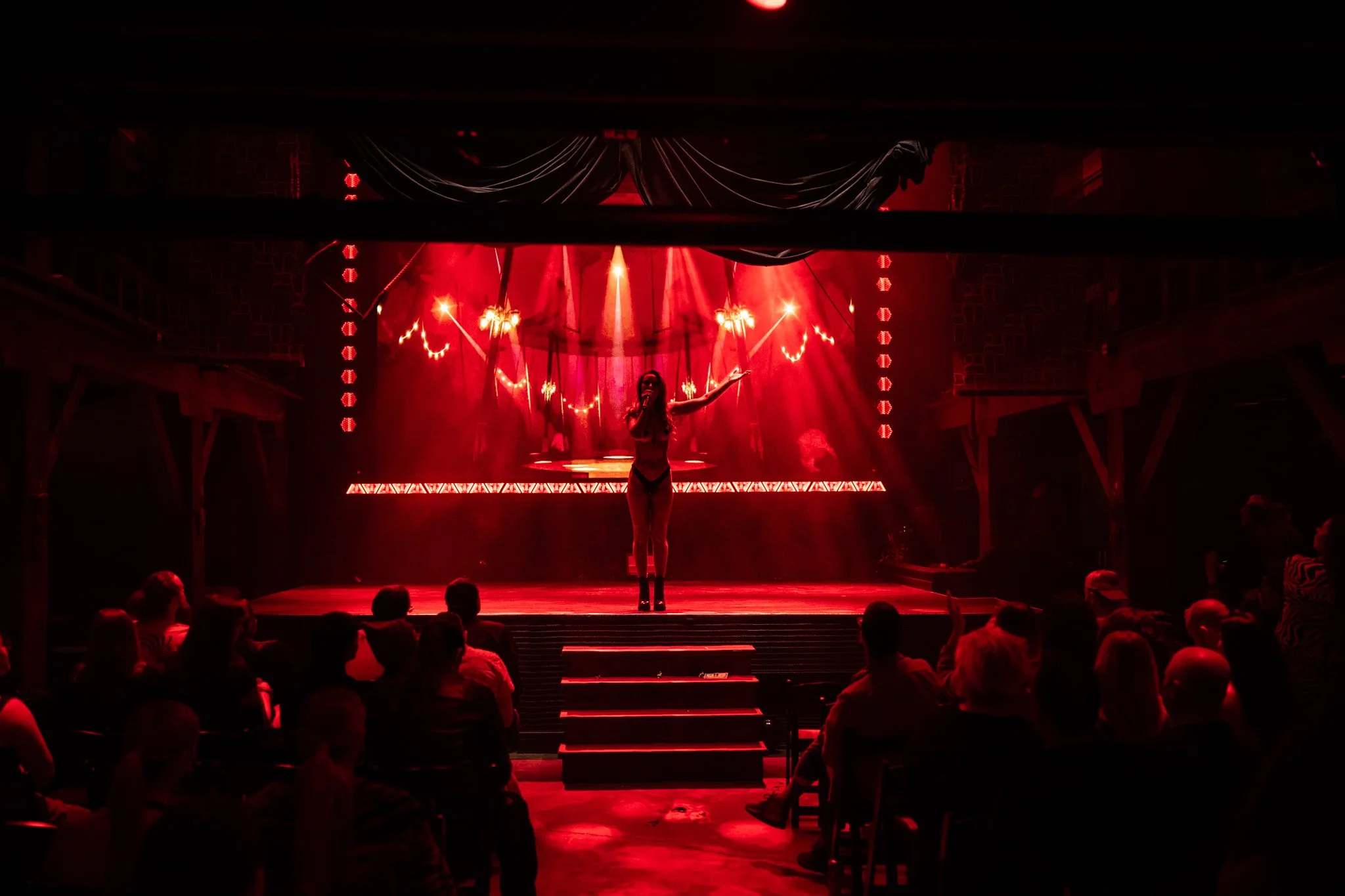 2025-Dec-FreakShowPeepShow (194 of 197).jpg