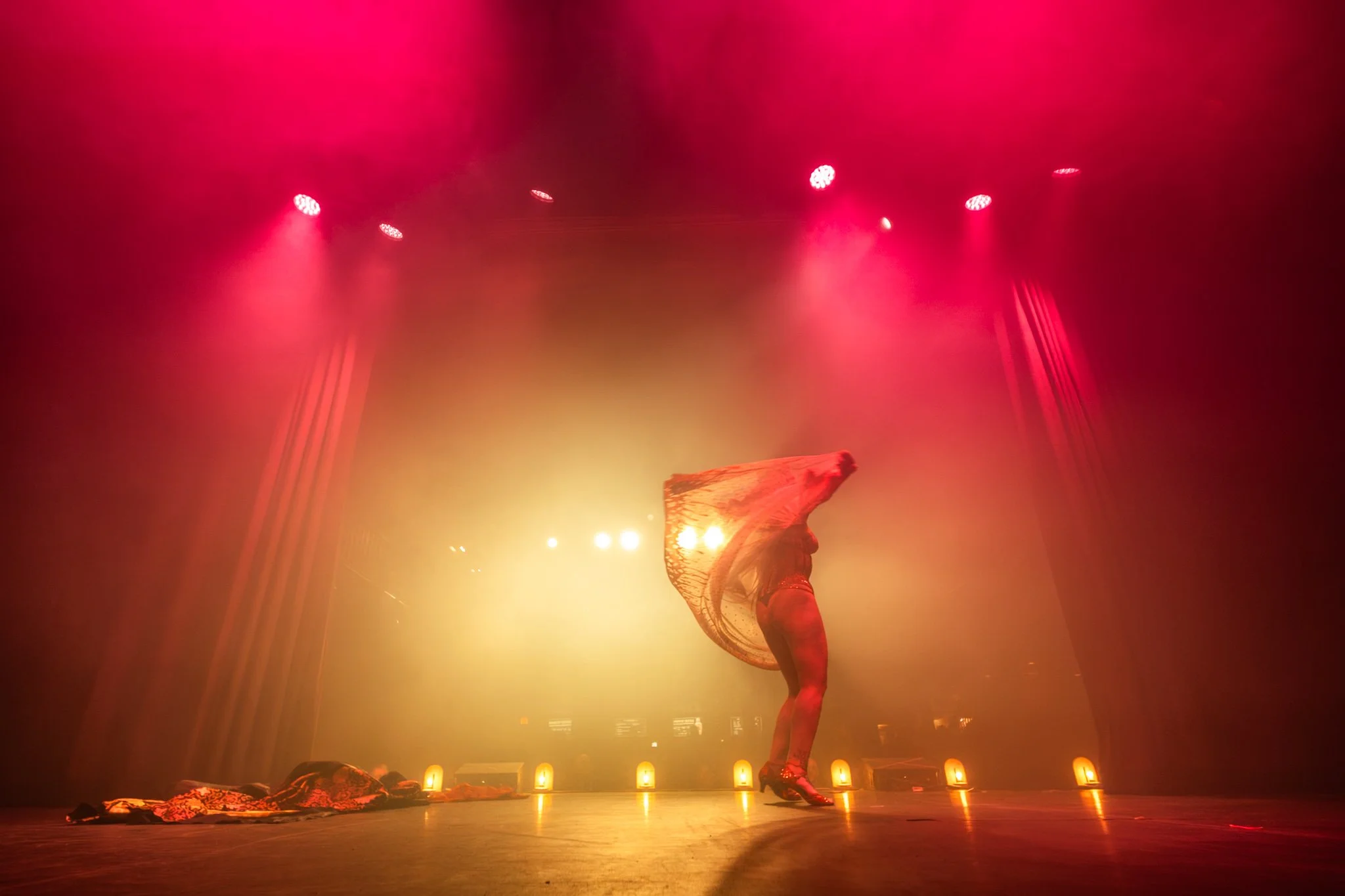 2026-Teaser-Spooky-EdieEdison (15 of 28).jpg