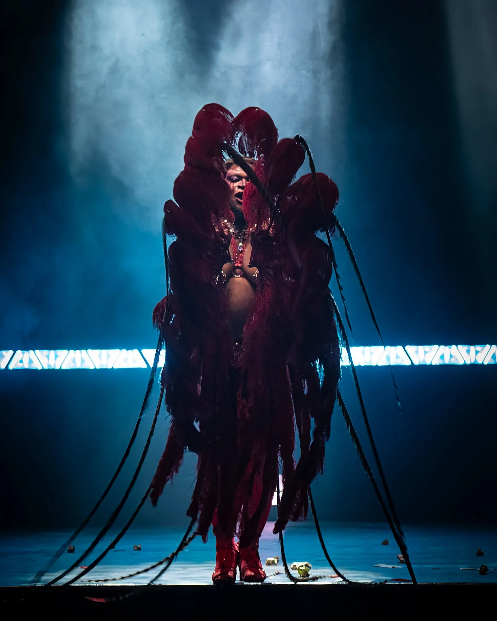 2025-Dec-FreakShowPeepShow (125 of 197).jpg