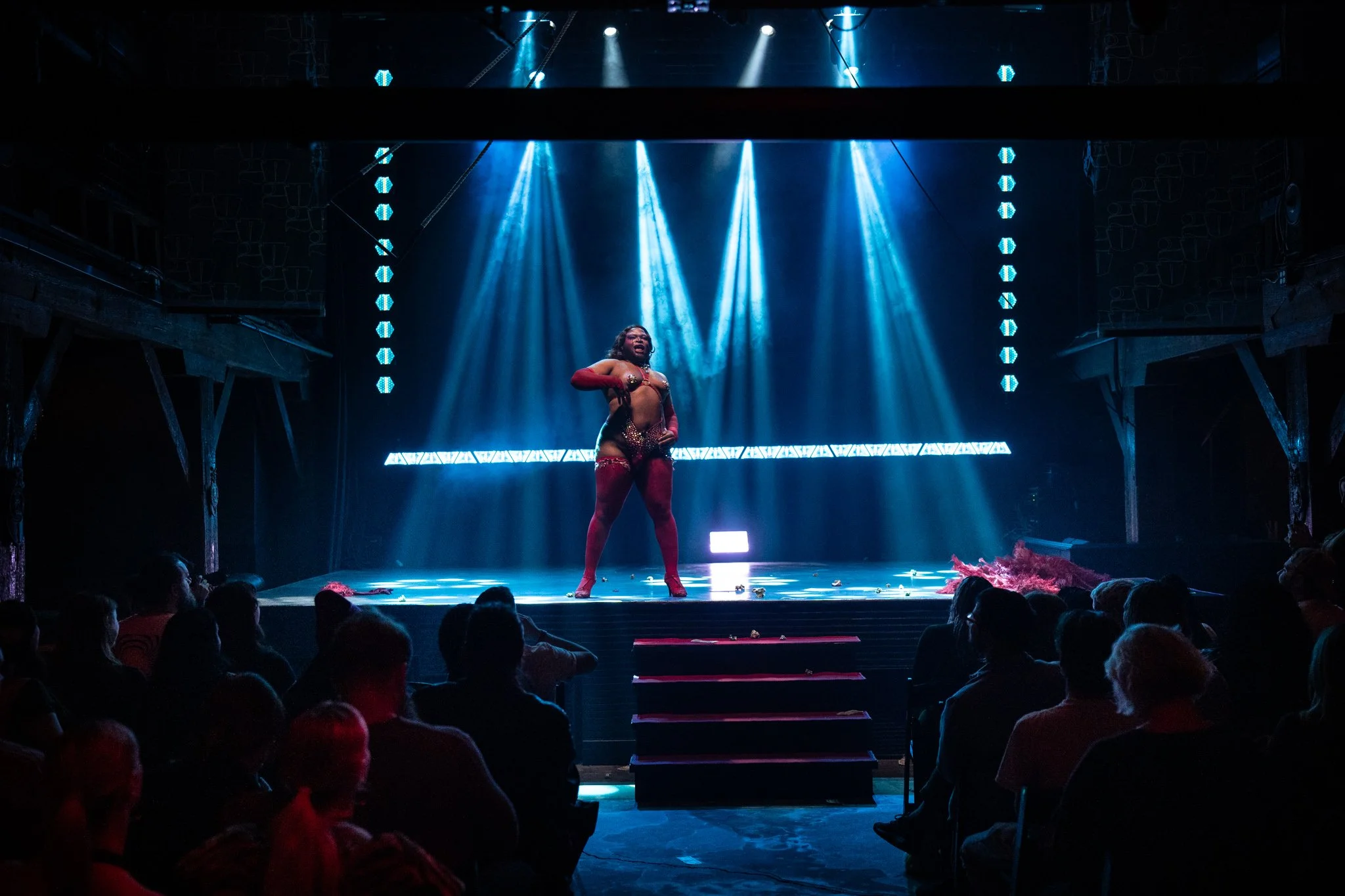 2025-Dec-FreakShowPeepShow (119 of 197).jpg