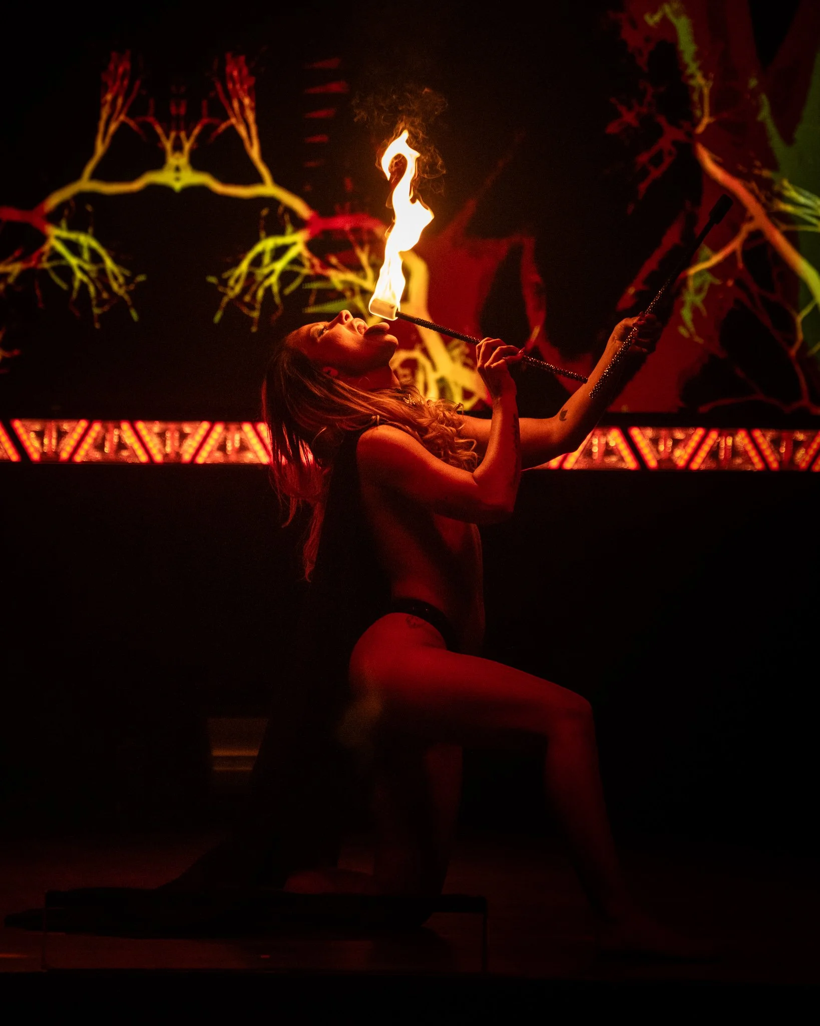 2025-Dec-FreakShowPeepShow (78 of 197).jpg