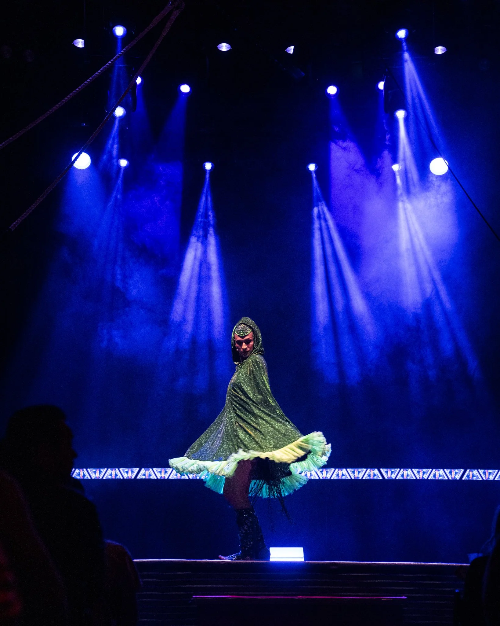 2025-Dec-FreakShowPeepShow (60 of 197).jpg