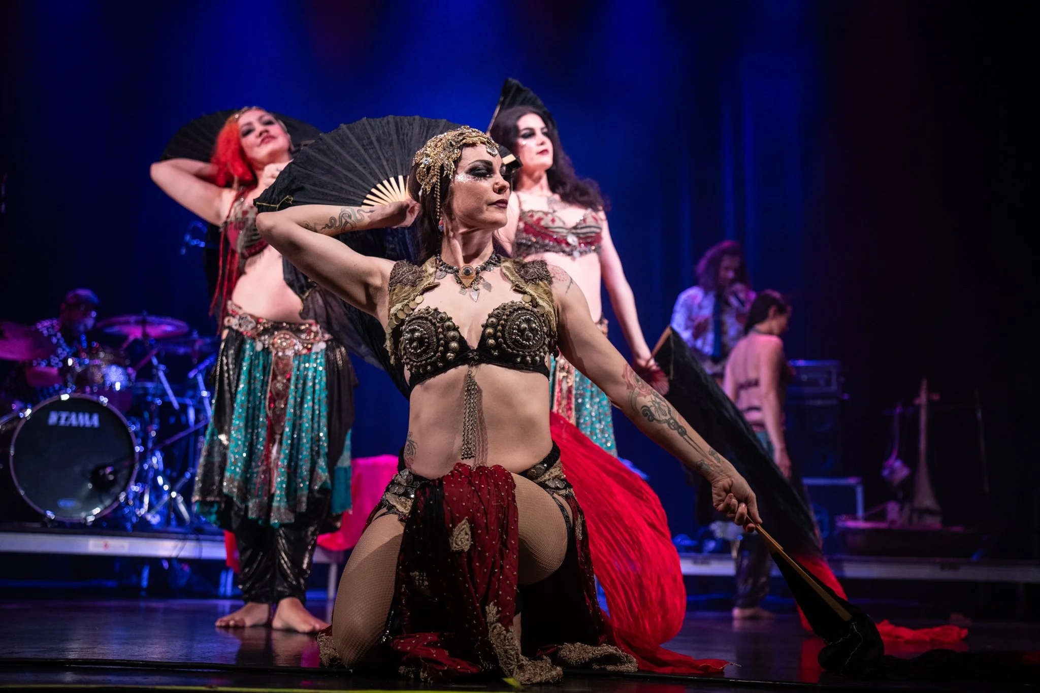 2025-Dec-BeatsAntique (125 of 136).jpg