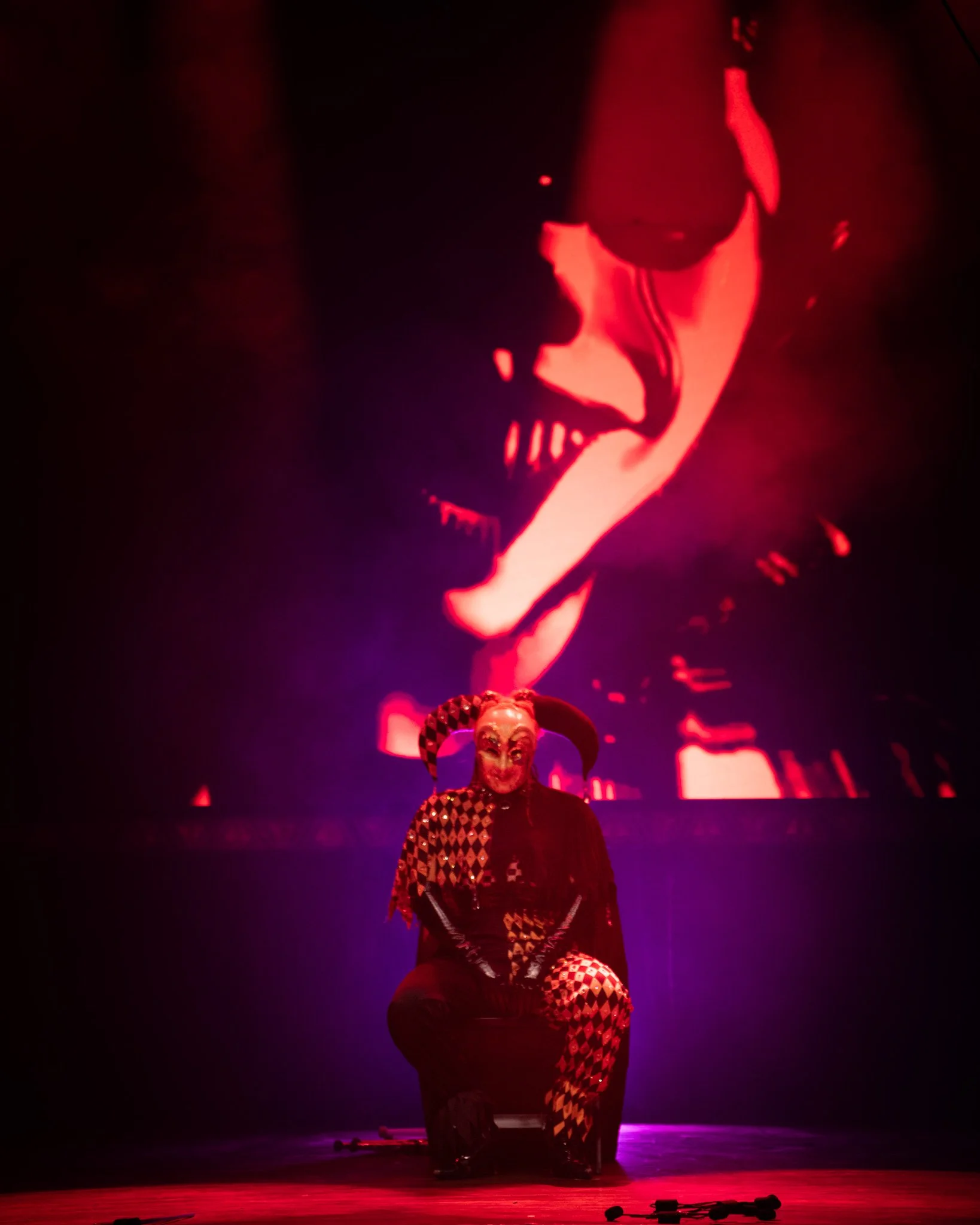 2025-Dec-FreakShowPeepShow (184 of 197).jpg