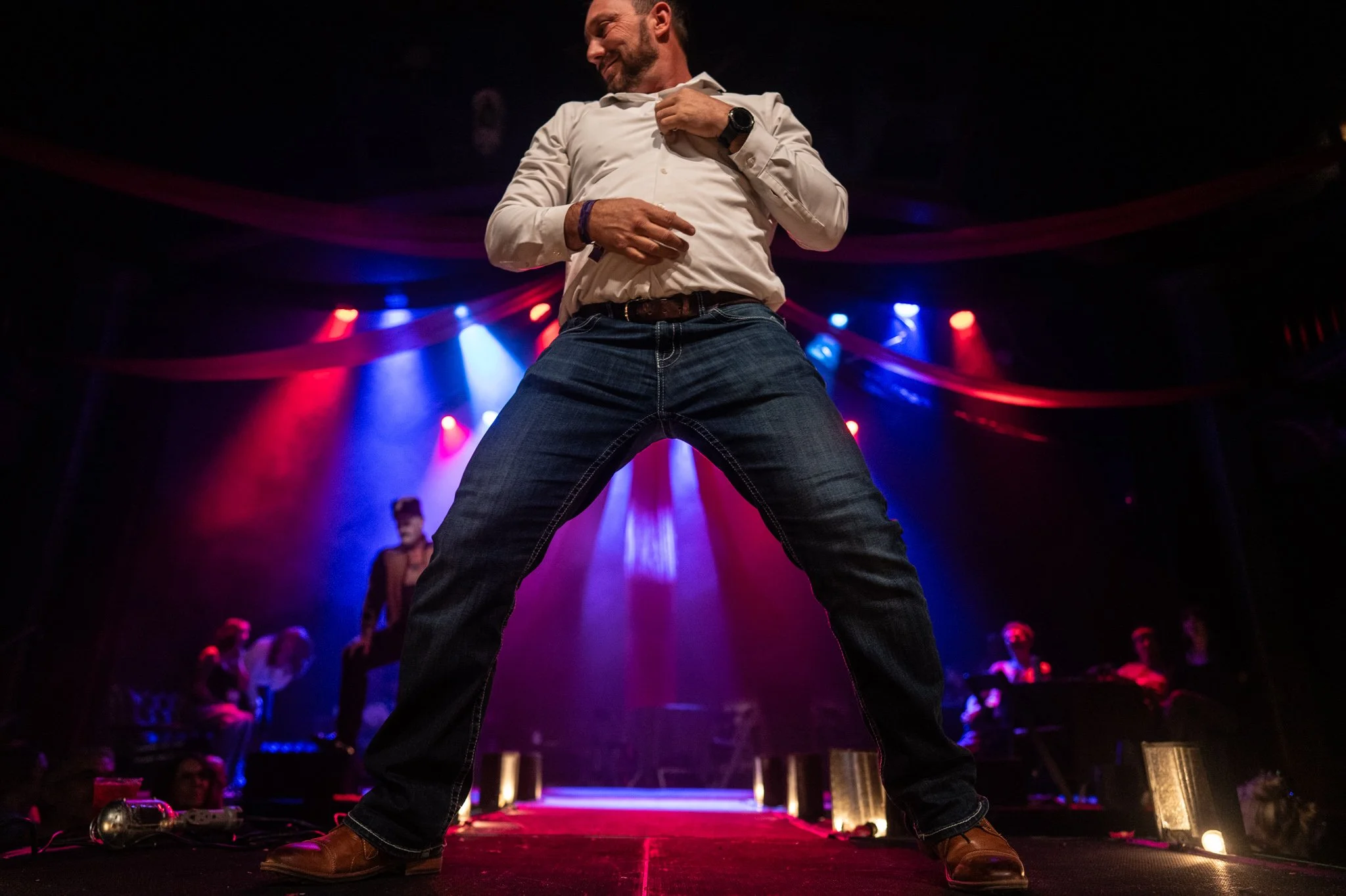 2026-Jan-NoRingCircus-Show (211 of 277).jpg