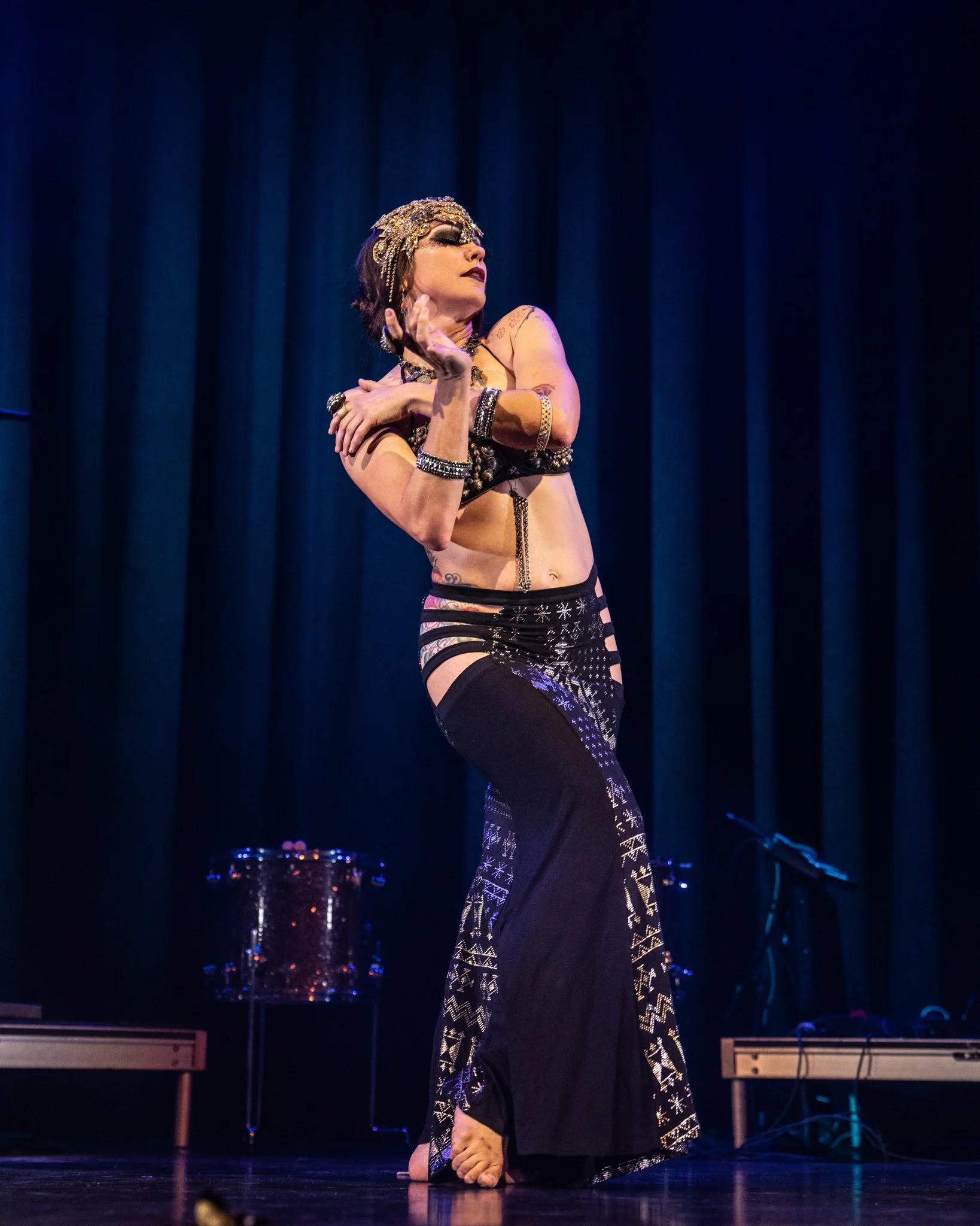 2025-Dec-BeatsAntique (118 of 136).jpg