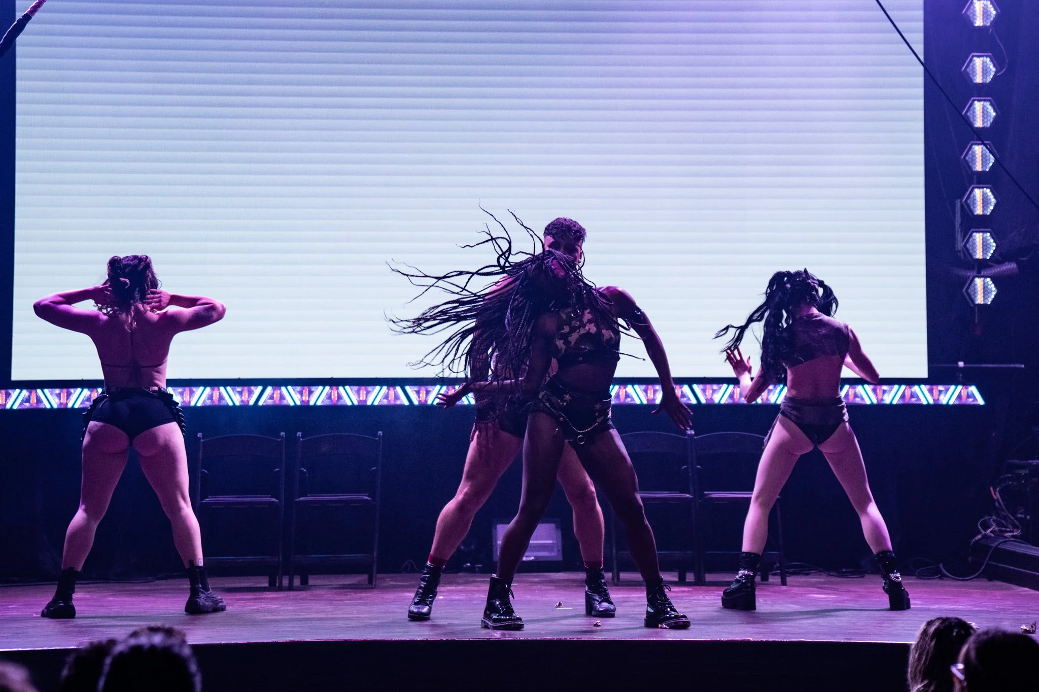 2025-Dec-FreakShowPeepShow (98 of 197).jpg