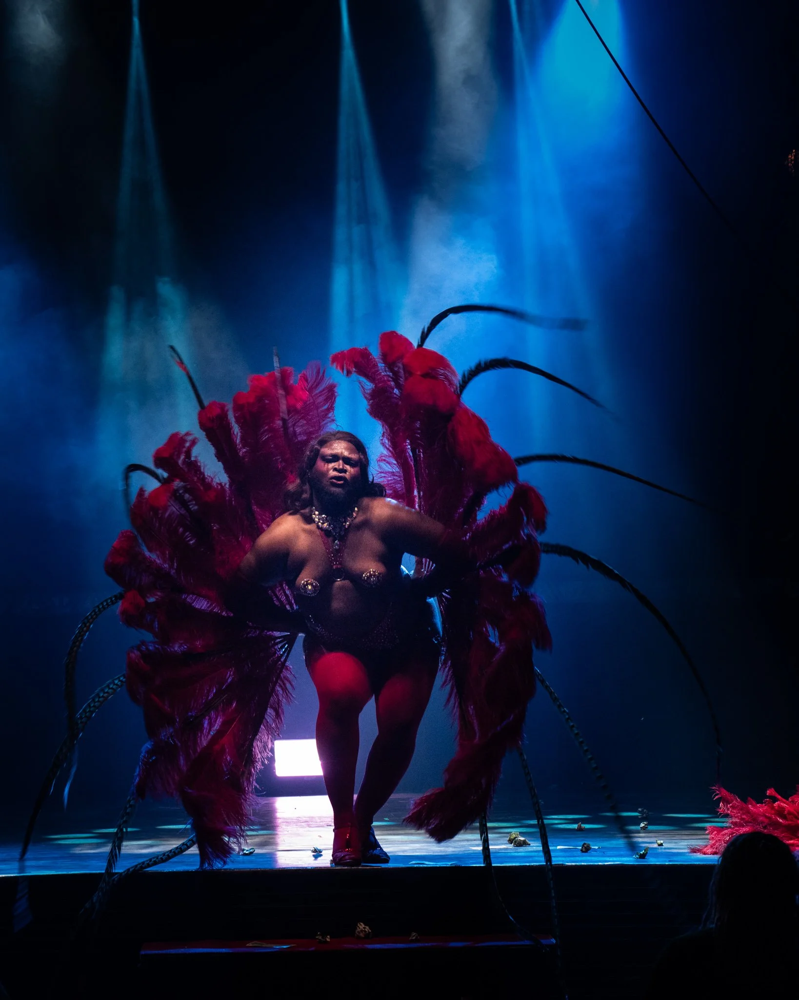 2025-Dec-FreakShowPeepShow (137 of 197).jpg