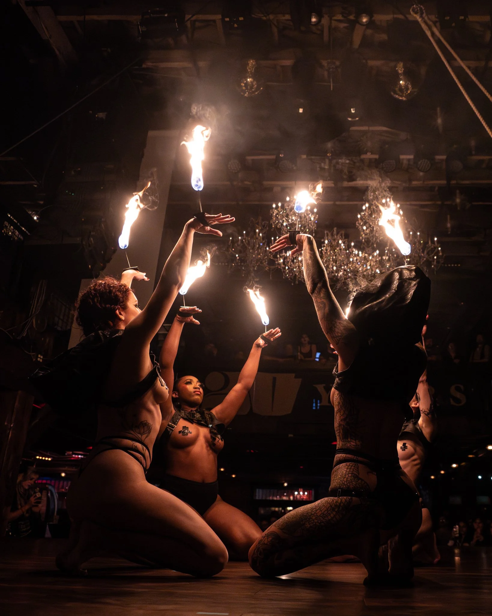 2025-Dec-FreakShowPeepShow (75 of 197).jpg