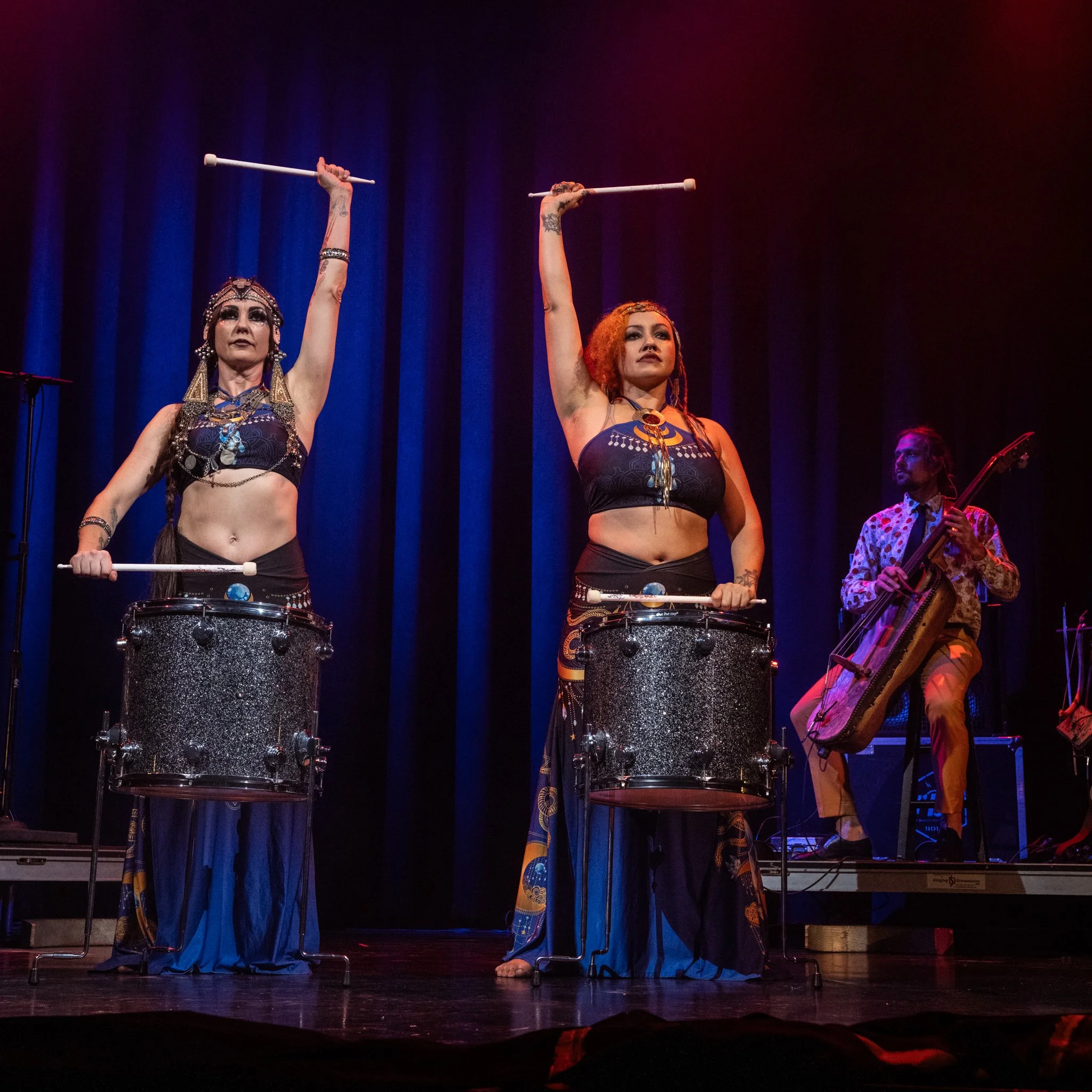 2025-Dec-BeatsAntique (86 of 136).jpg