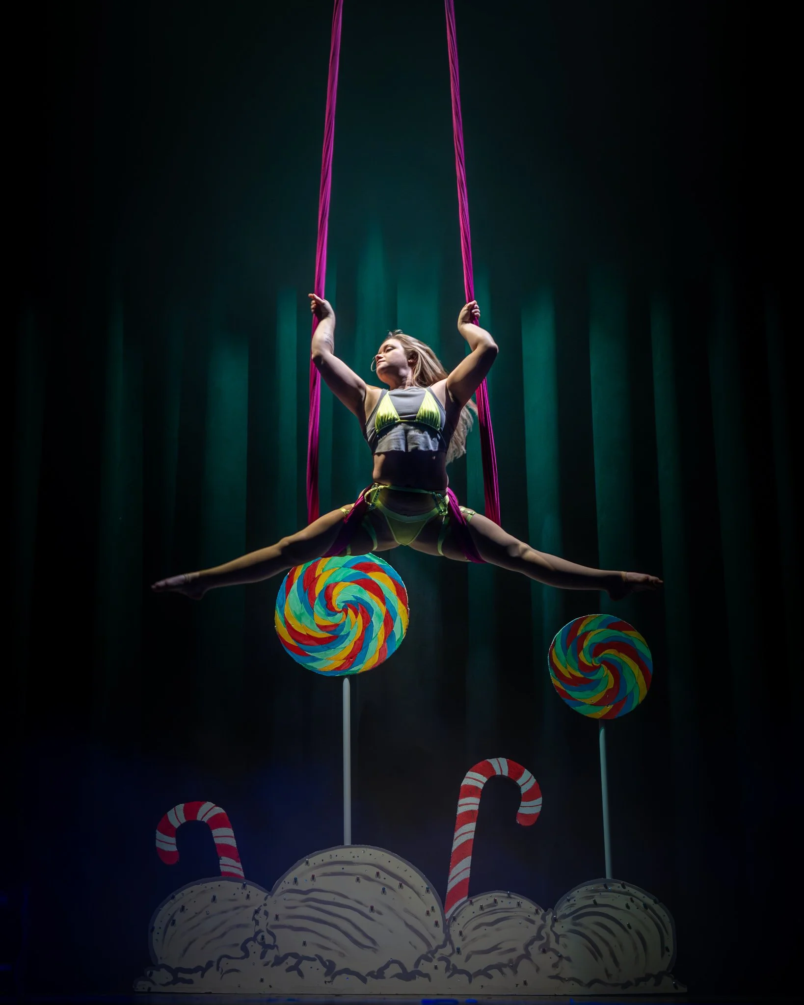 2025-Dec-NutCrackerExotic (65 of 197).jpg