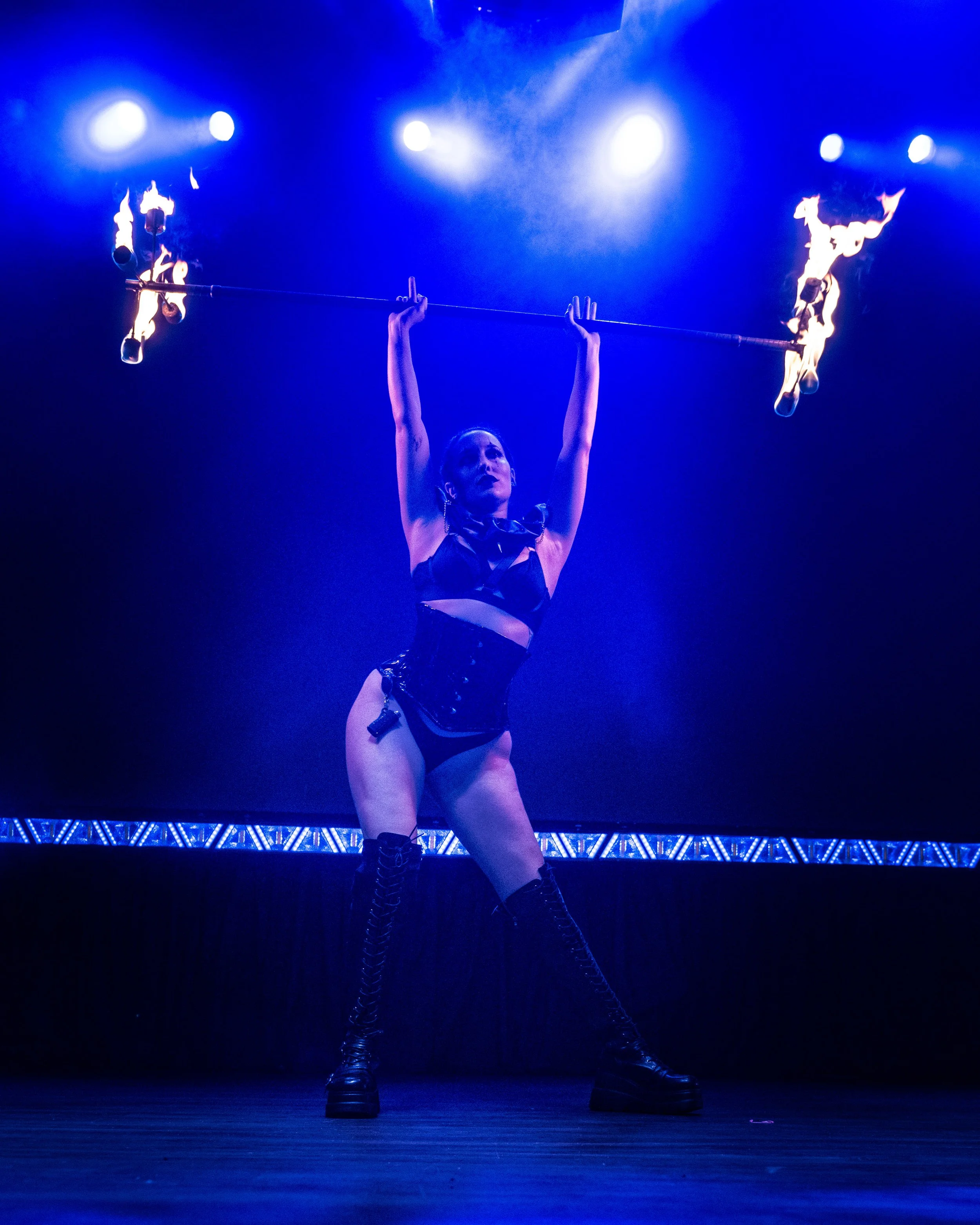2026-Aug-FreakshowPeepShow-Practice (23 of 65).jpg