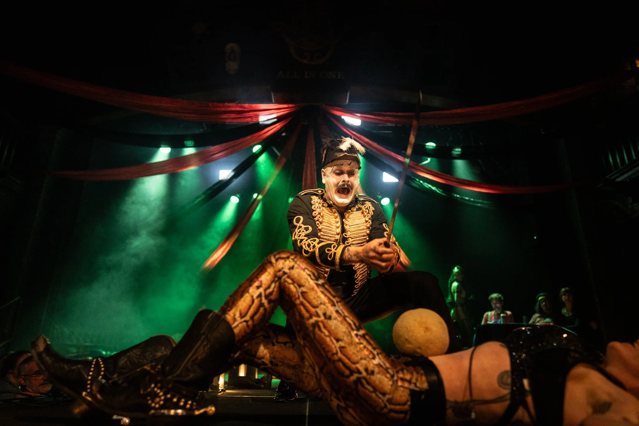 2026-Jan-NoRingCircus-Show (107 of 277).jpg