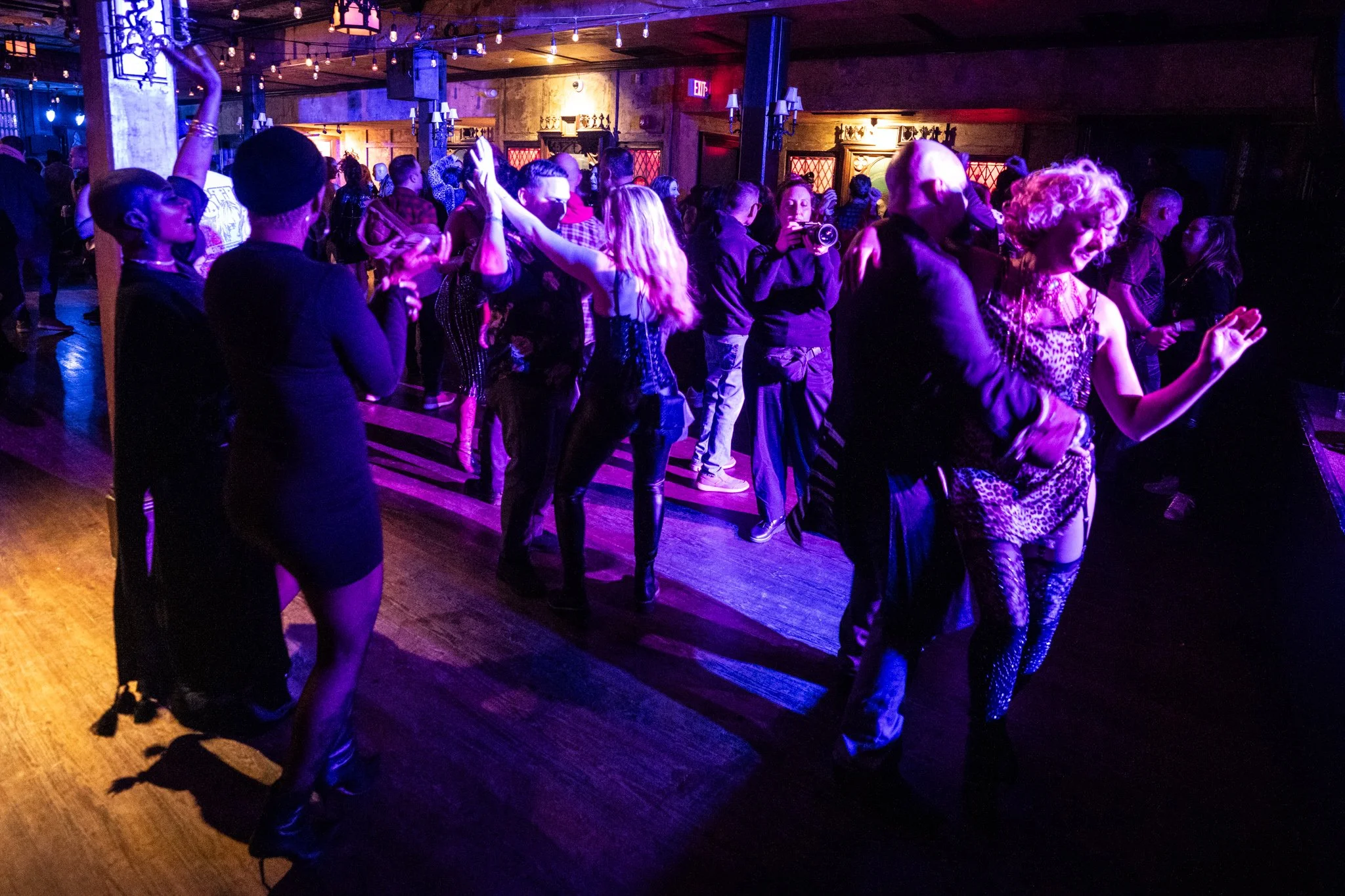 2026-Teaser-RhinestoneRodeo-ValeriaVonVoss (5 of 38).jpg