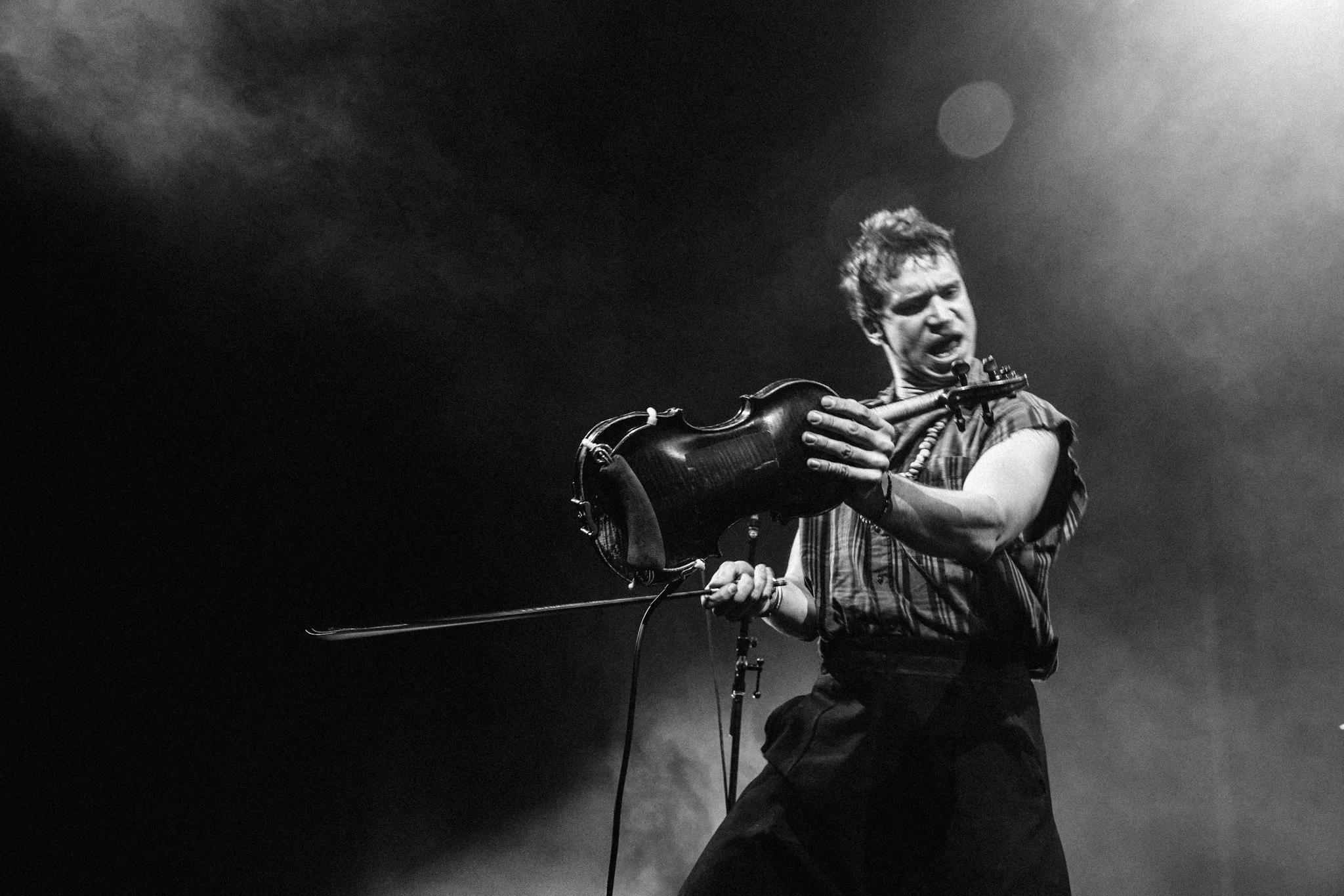 2025-Dec-BeatsAntique (12 of 136).jpg