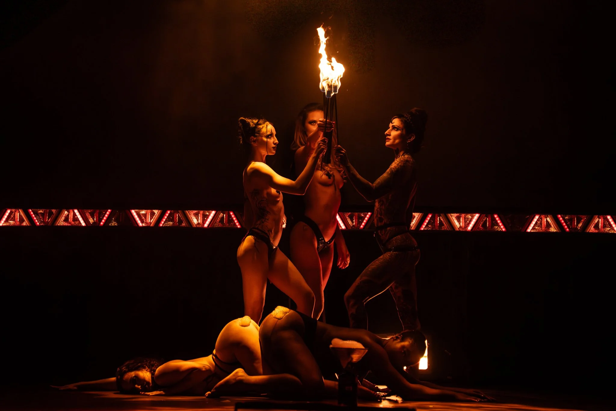 2025-Dec-FreakShowPeepShow (92 of 197).jpg