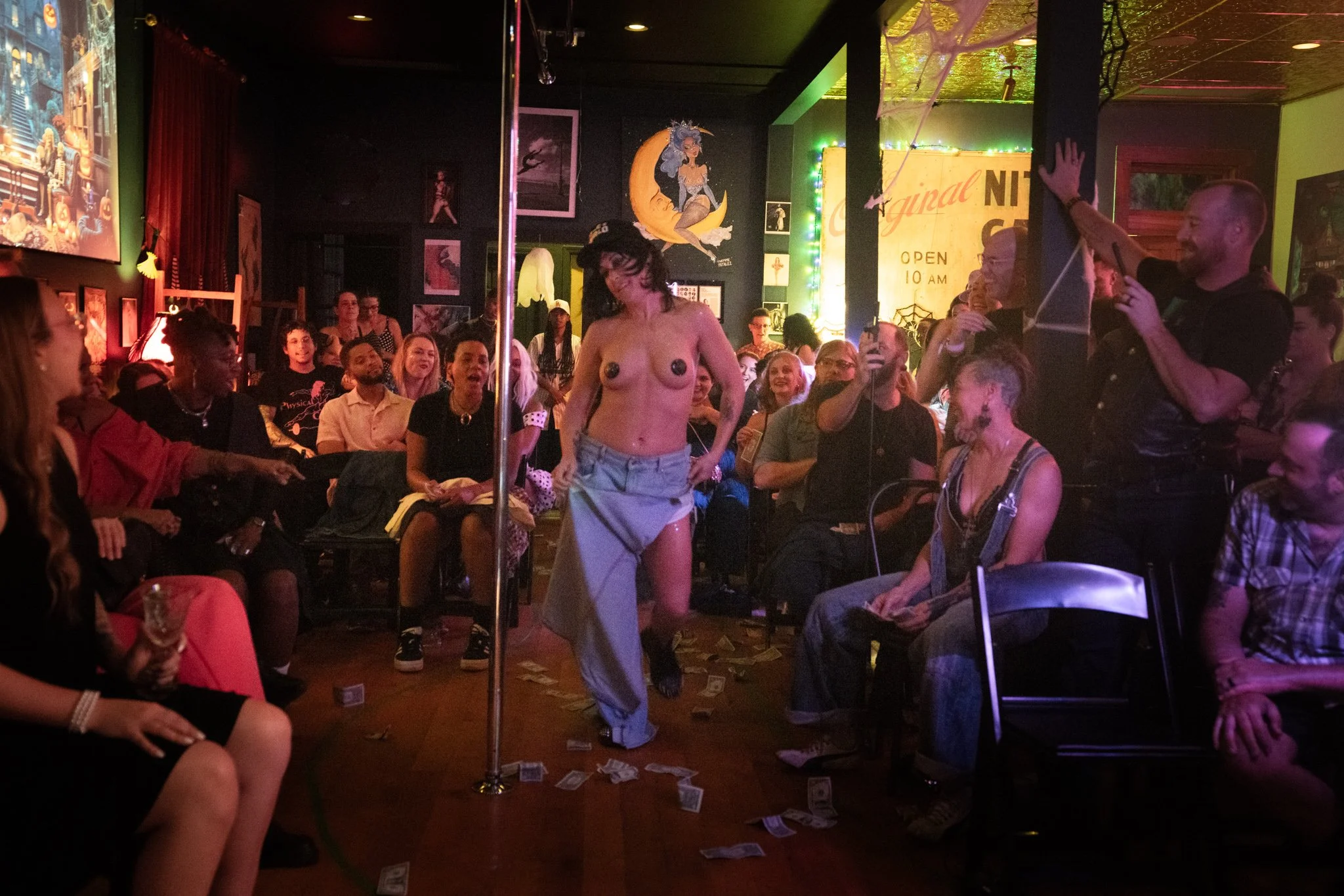 2025-Summer-SchoolOfBurlesque-Show1 (97 of 237).jpg