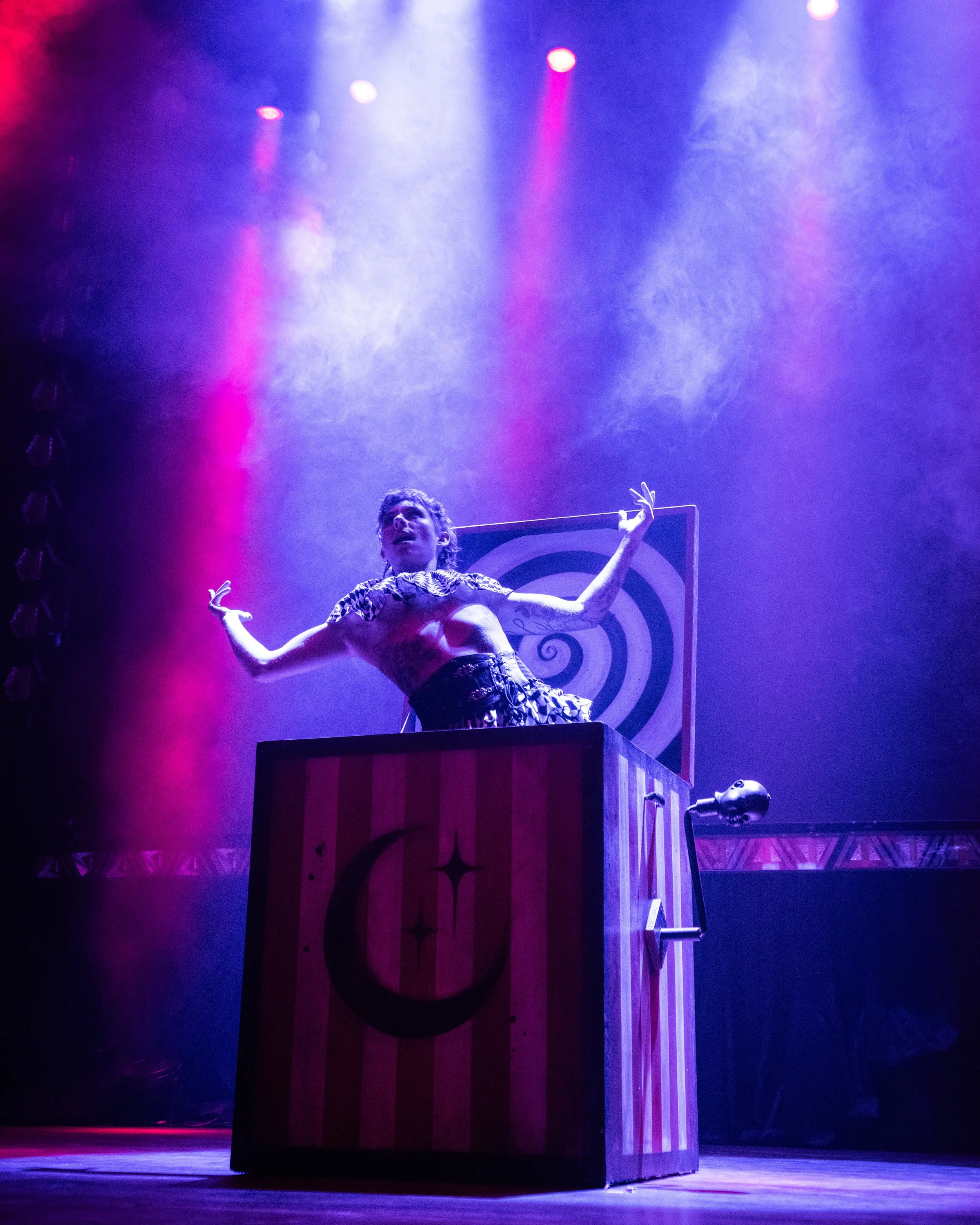 2026-Aug-FreakshowPeepShow-ShowPart1 (37 of 47).jpg