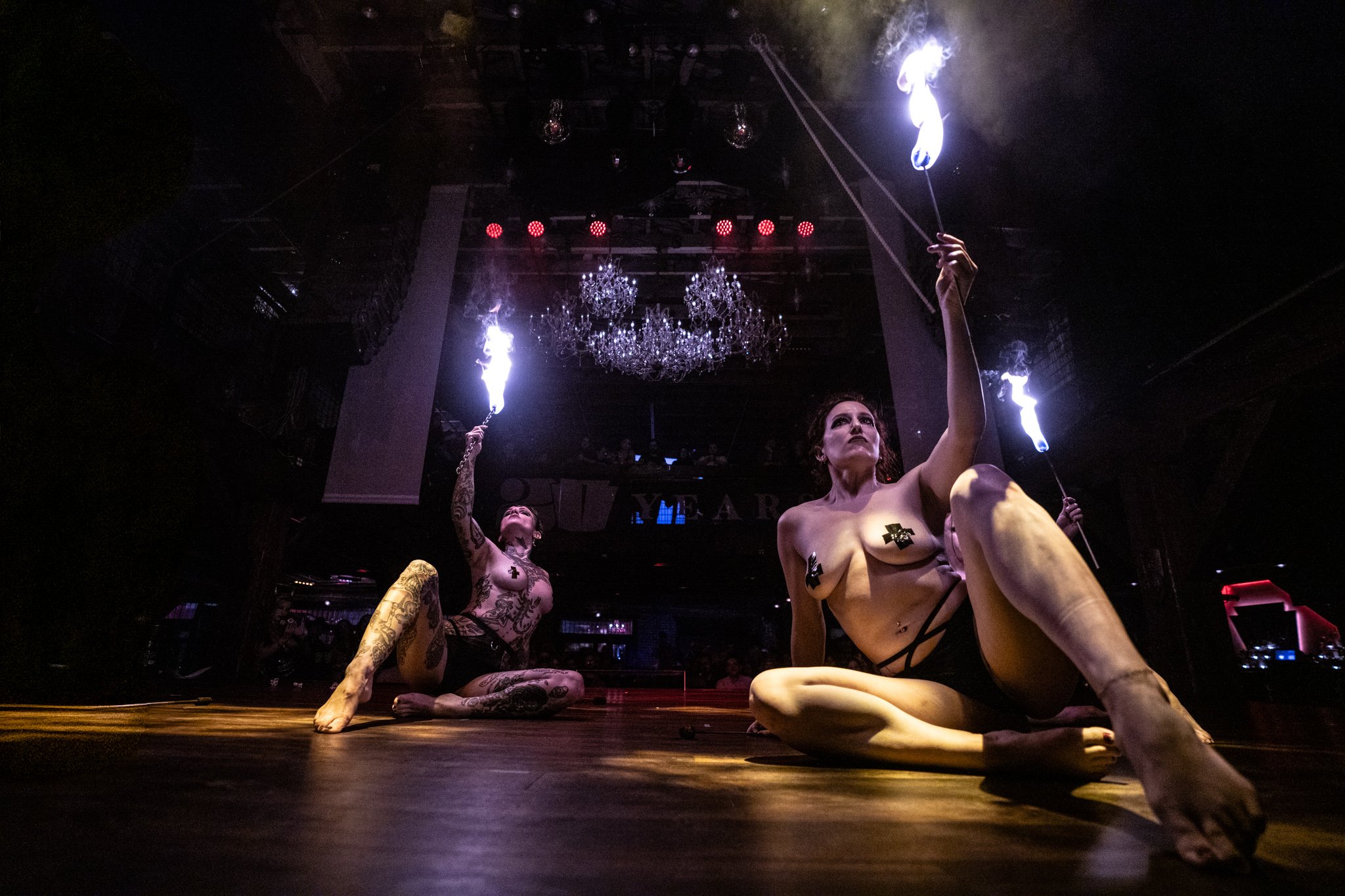 2025-Dec-FreakShowPeepShow (89 of 197).jpg