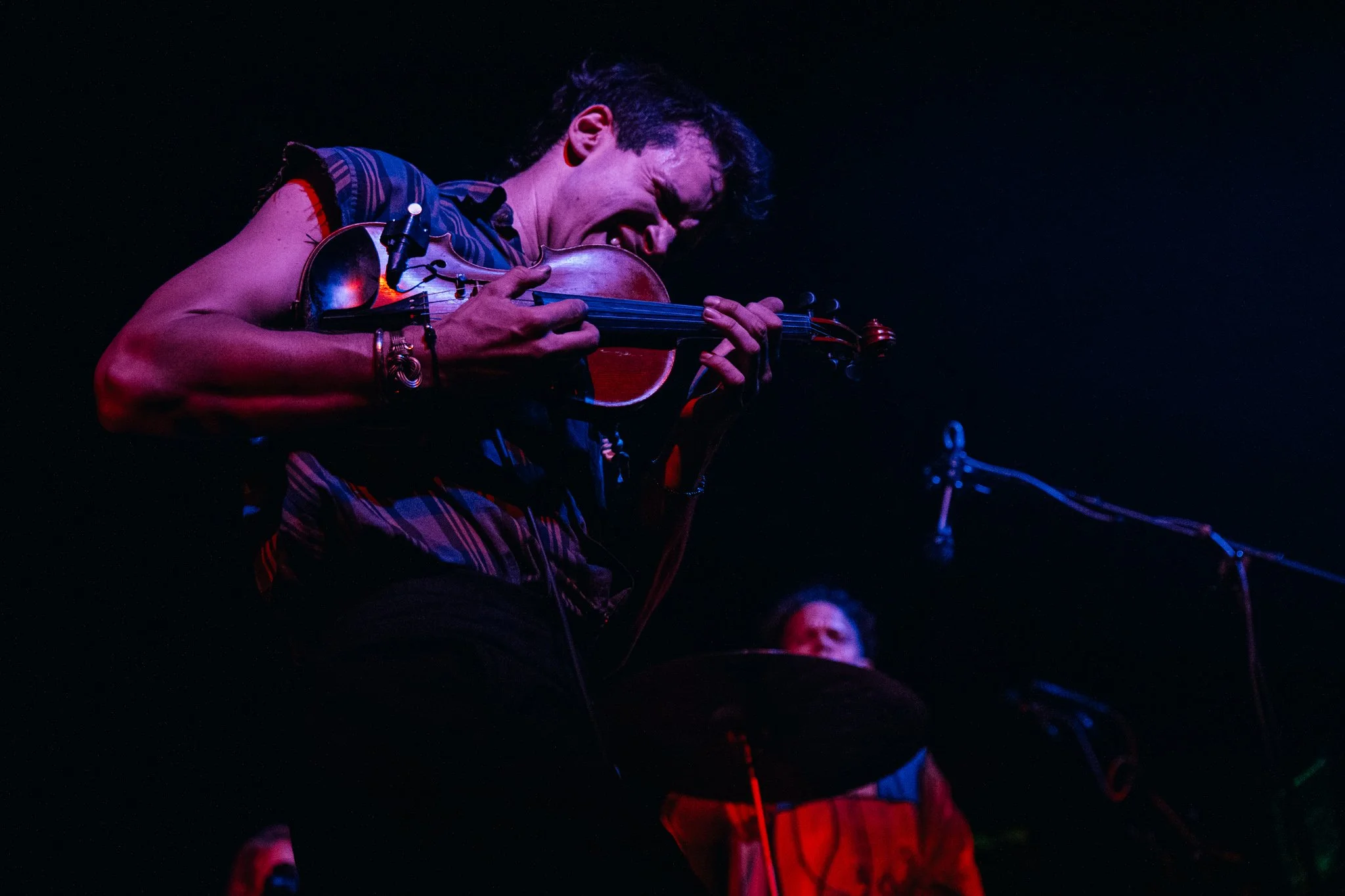 2025-Dec-BeatsAntique (35 of 136).jpg