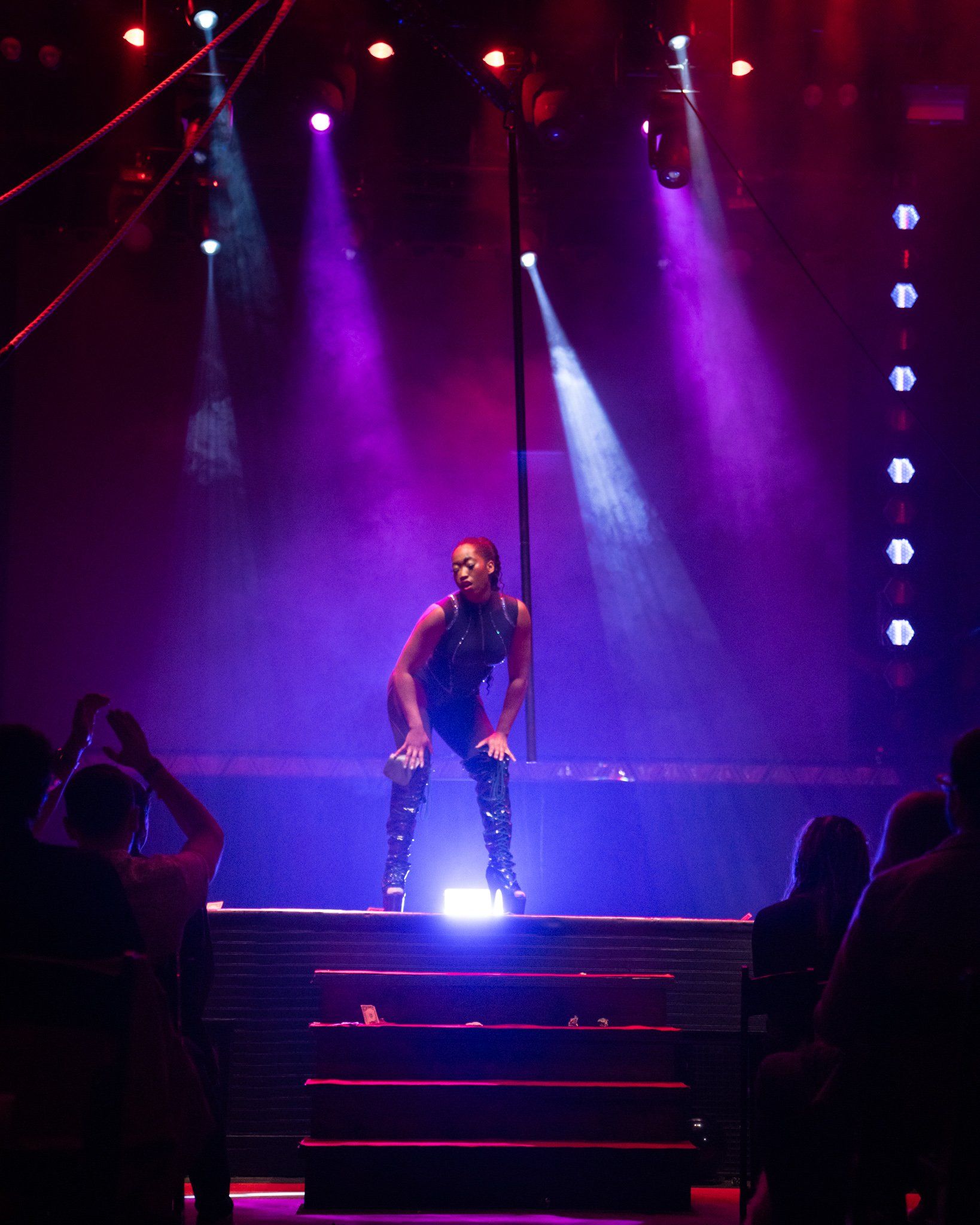 2025-Dec-FreakShowPeepShow (183 of 197).jpg