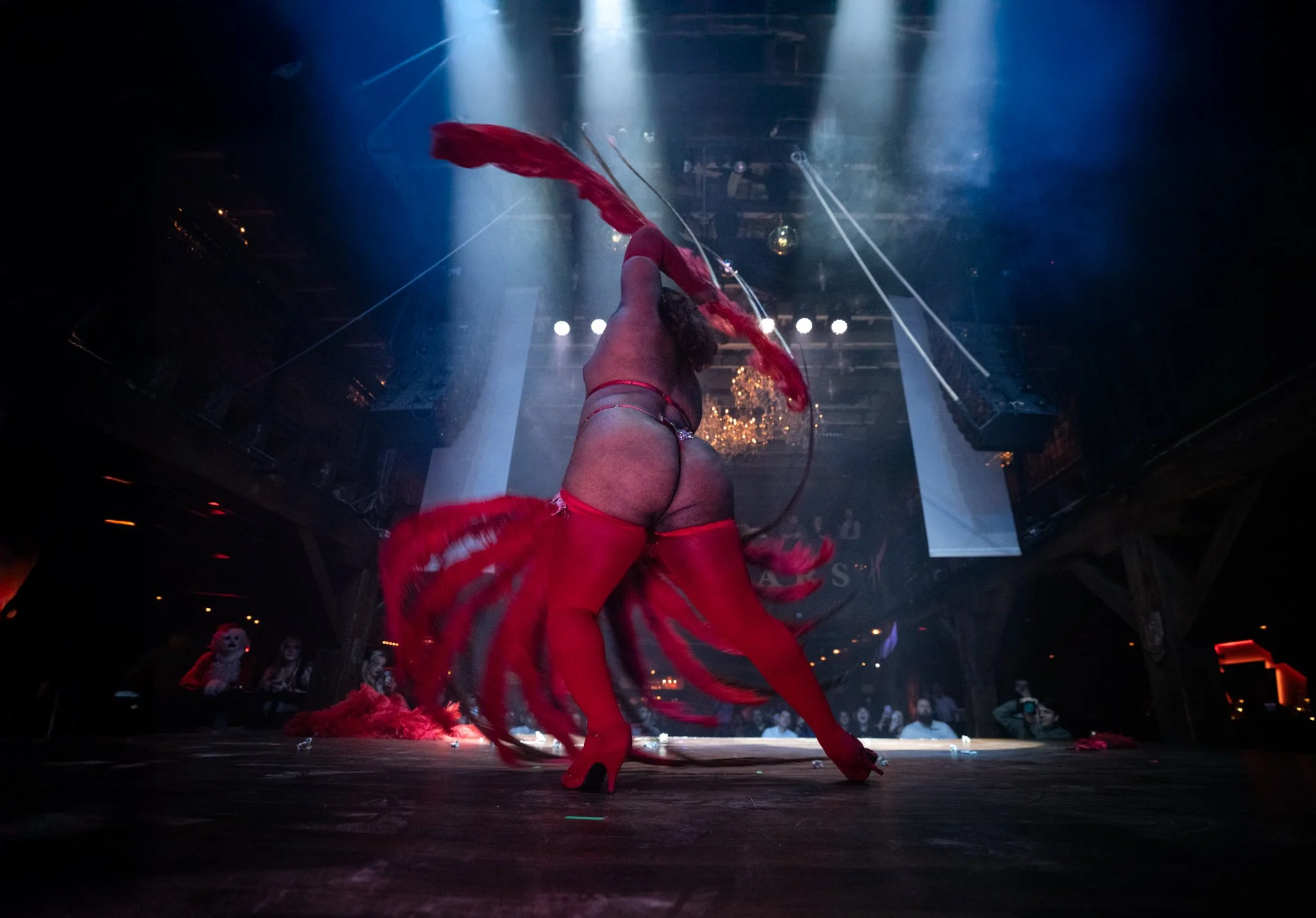 2025-Dec-FreakShowPeepShow (136 of 197).jpg