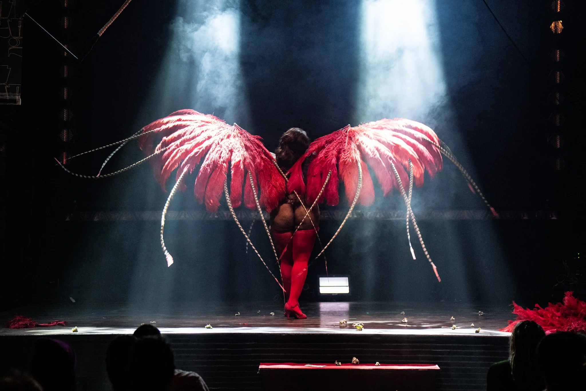 2025-Dec-FreakShowPeepShow (121 of 197).jpg