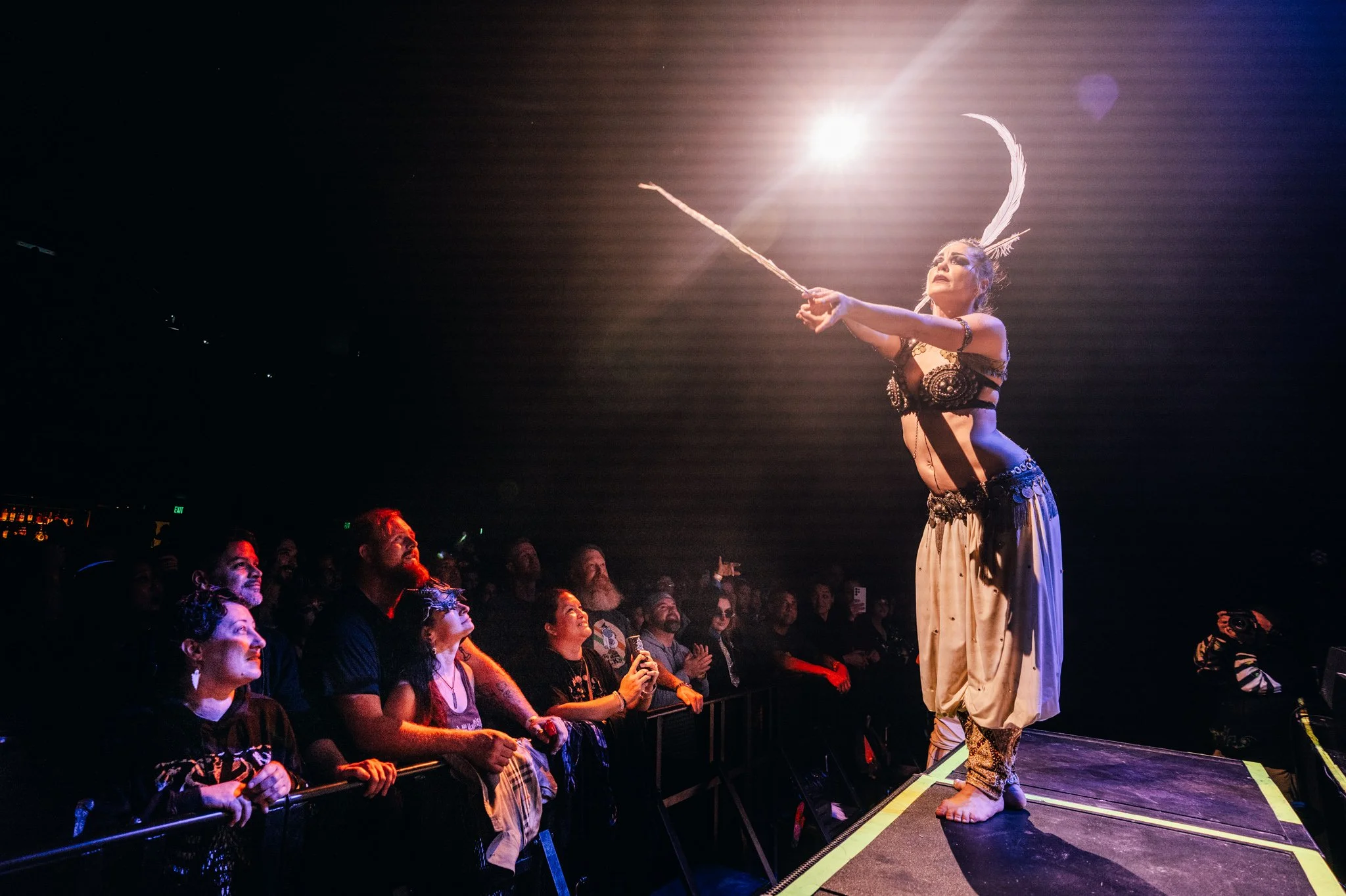 2025-Dec-BeatsAntique (75 of 136).jpg