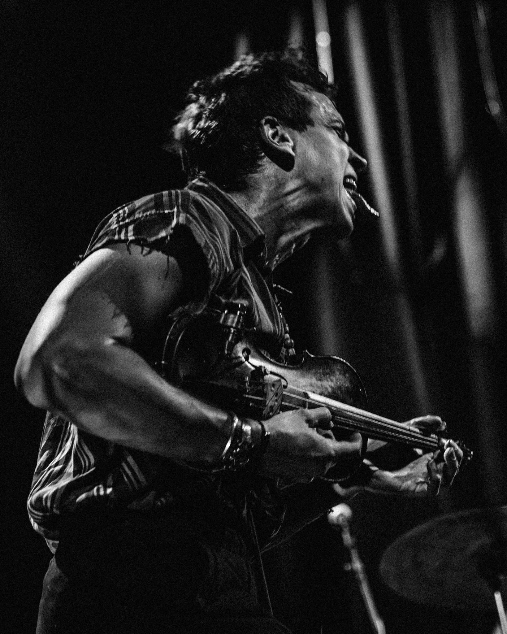 2025-Dec-BeatsAntique (29 of 136).jpg