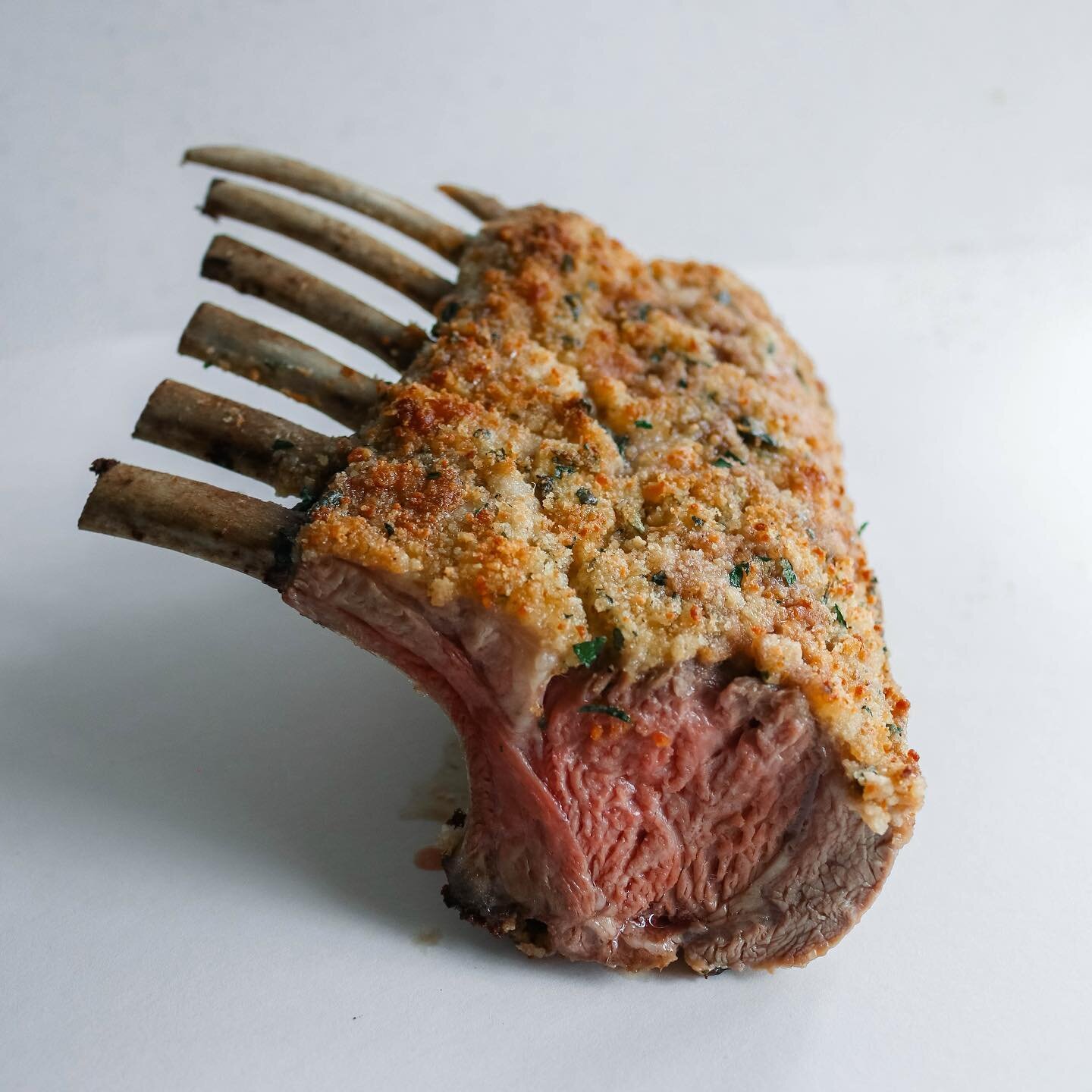 HERB CRUSTED RACK OF LAMB🤩
for a show-stopping dinner for 2-3!

I'll be uploading a step-by-step story similar to last night's new format - so come one, come all!

If I had a specialty, it would be all things lamb. It's undoubtedly my favorite thing