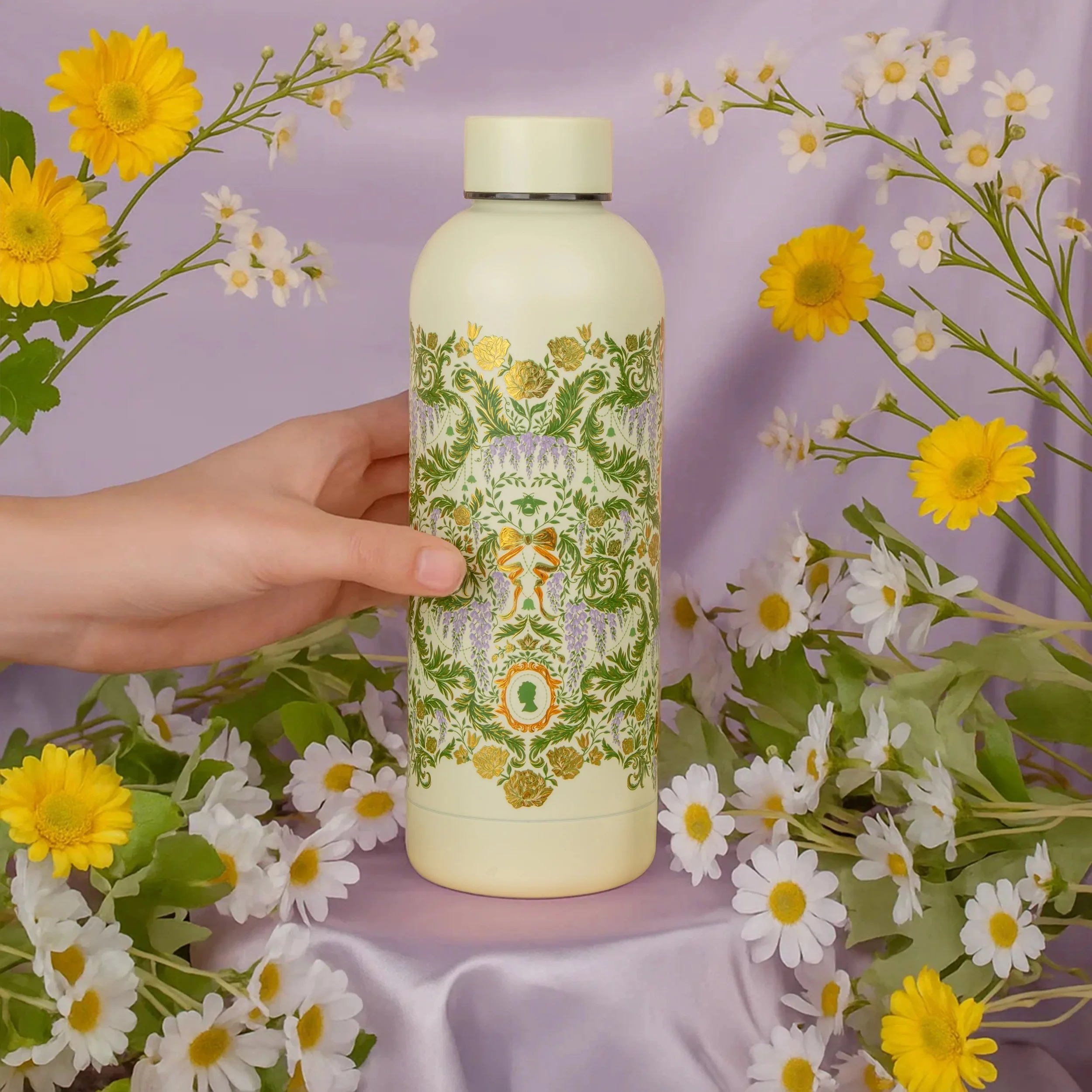 BRIDG-Water-Bottle-Green-Damask-Maggie-enterrios.jpg