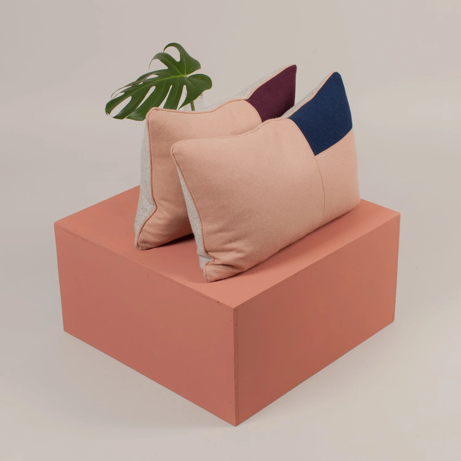 Zitkussens op maat gemaakt in het atelier
