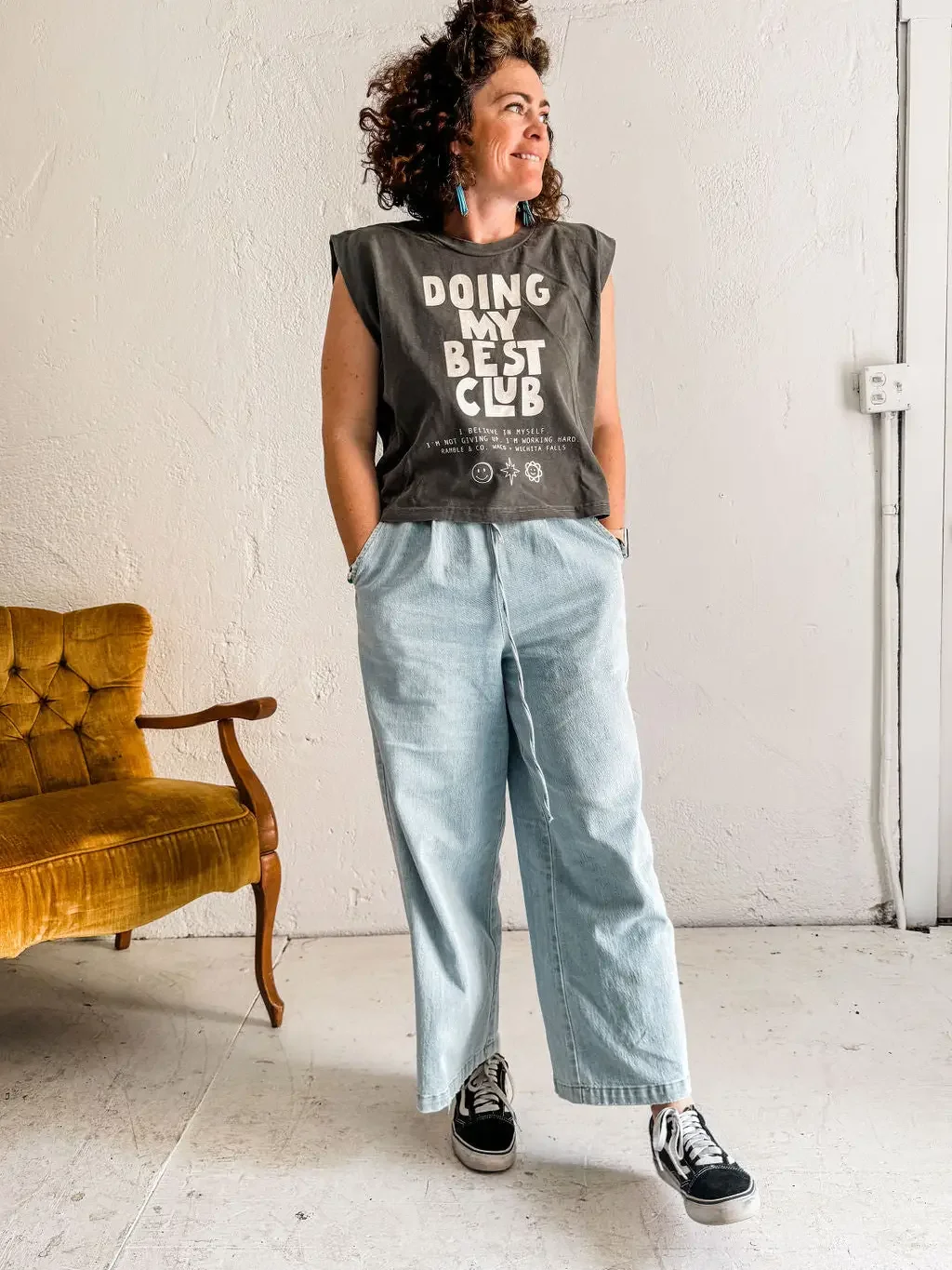Doing My Best Club | Faded Black Boxy Muscle Tee