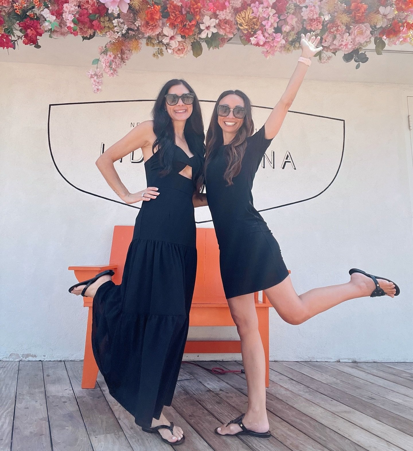Sometimes all you need is a quick flight and just 24 hours of bestie time for a little reset! So thankful for this beautiful girl and always opening her home to me! 🖤